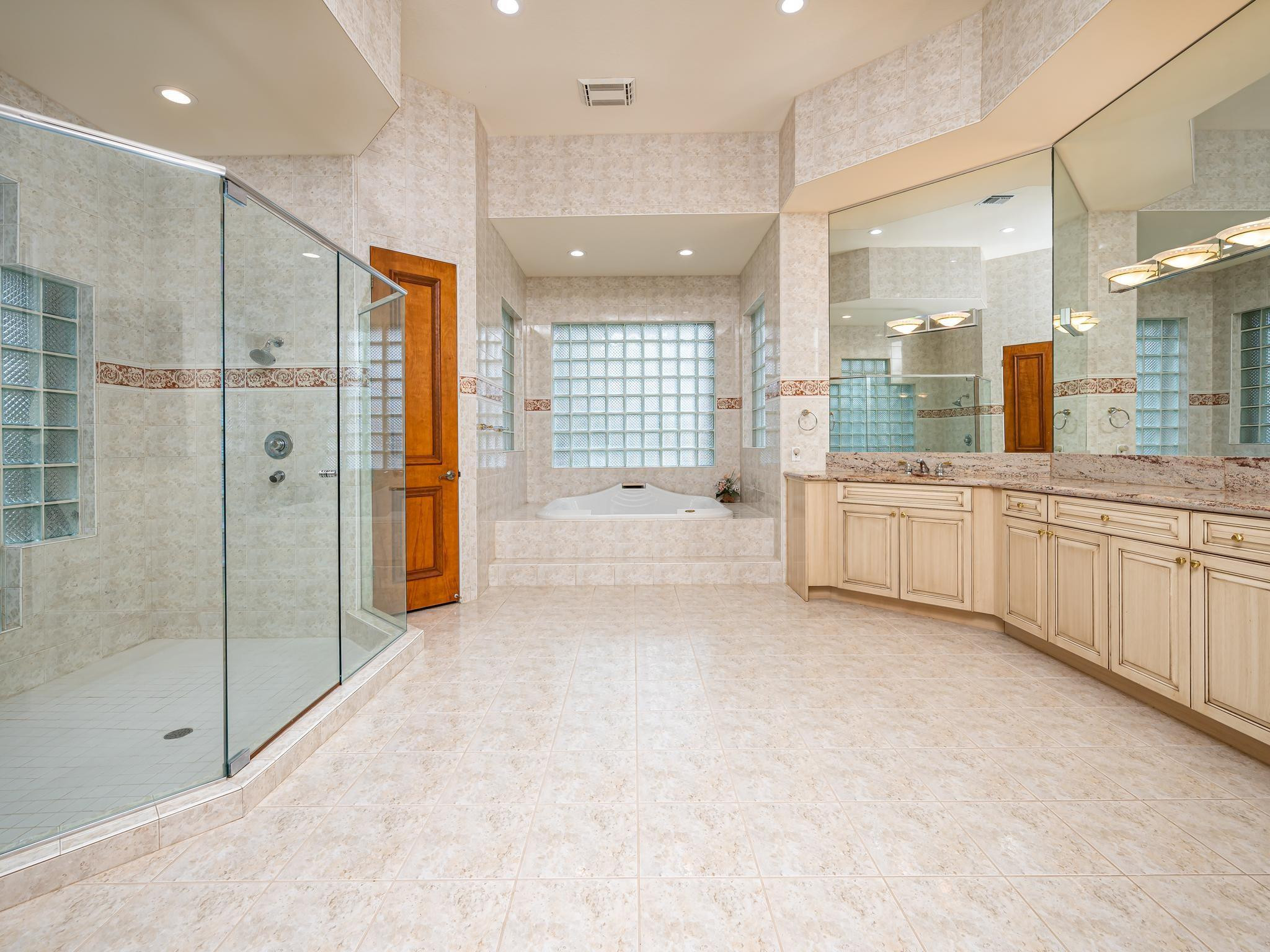10613 Indian Trail