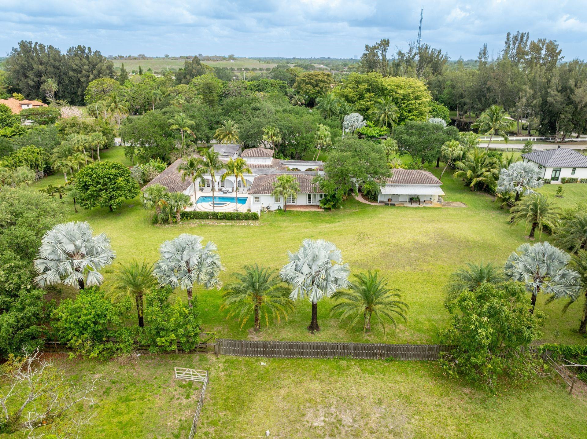 14300 Lake Lane