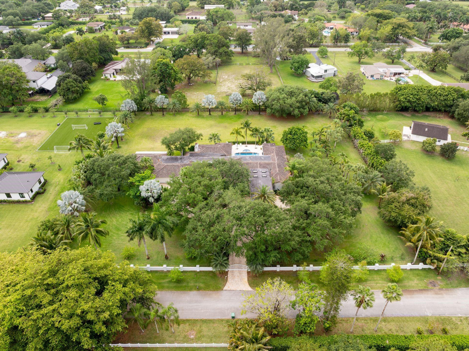 14300 Lake Lane