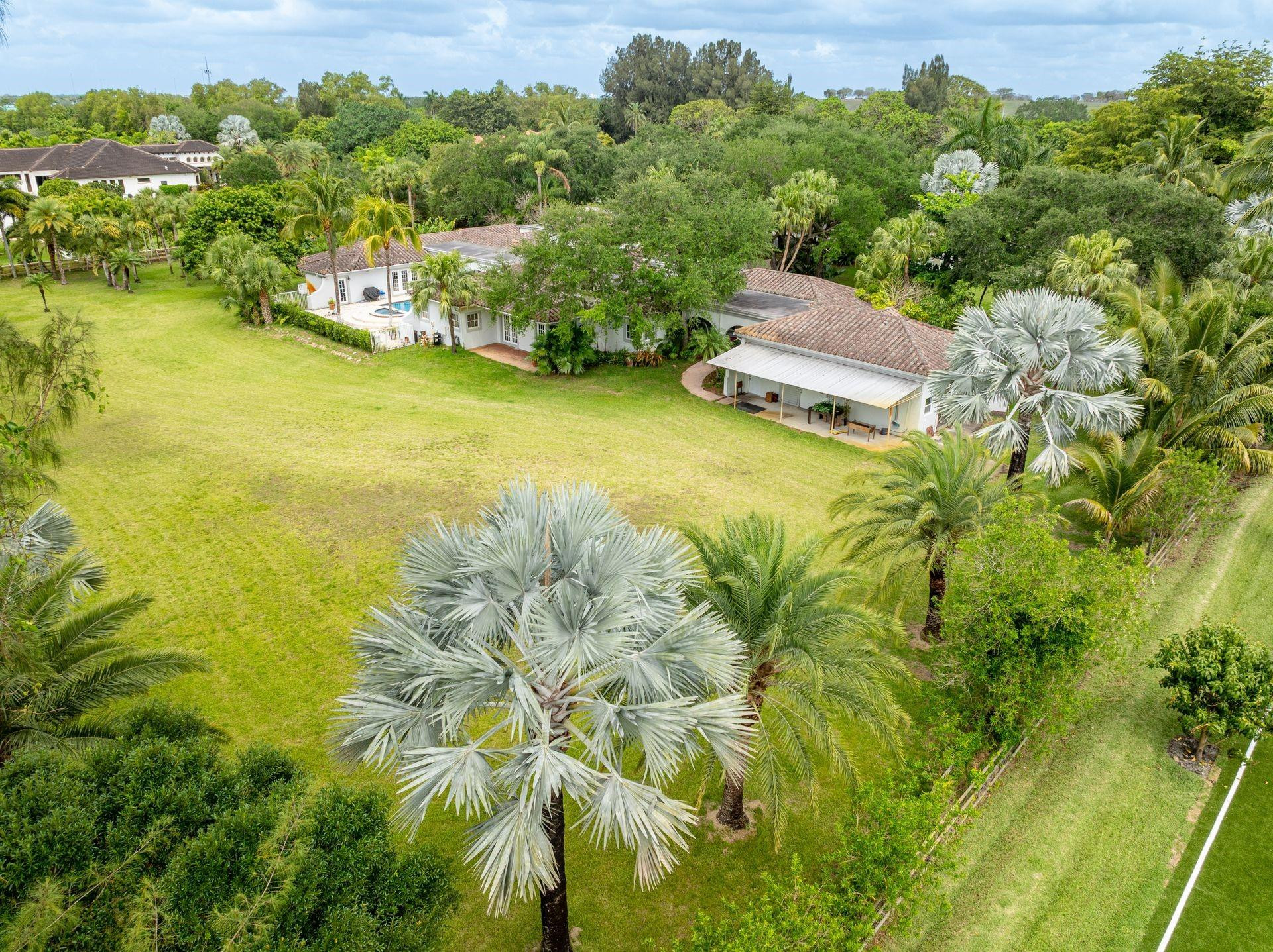 14300 Lake Lane