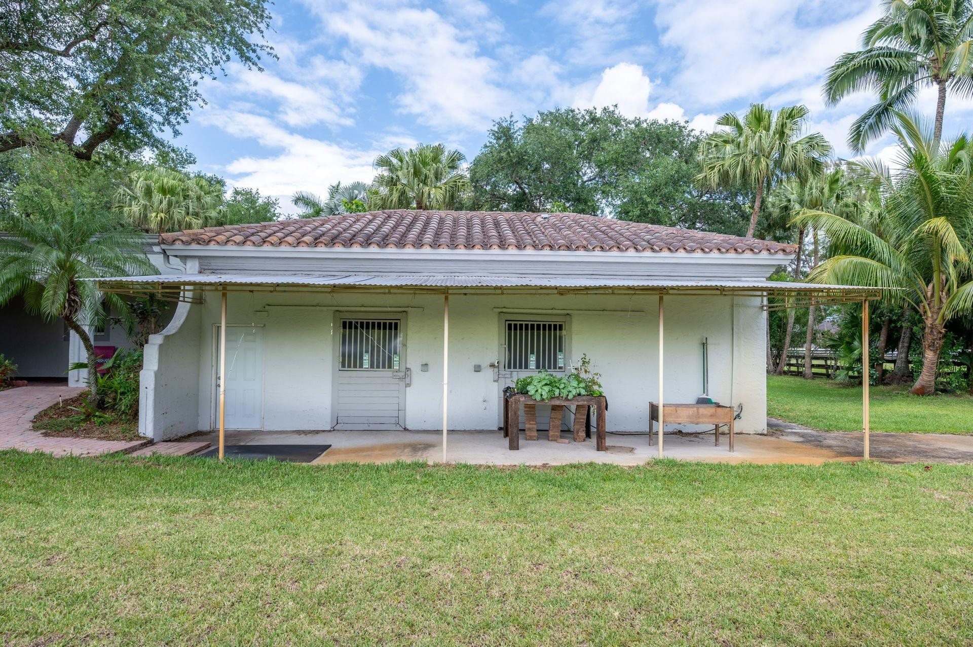 14300 Lake Lane