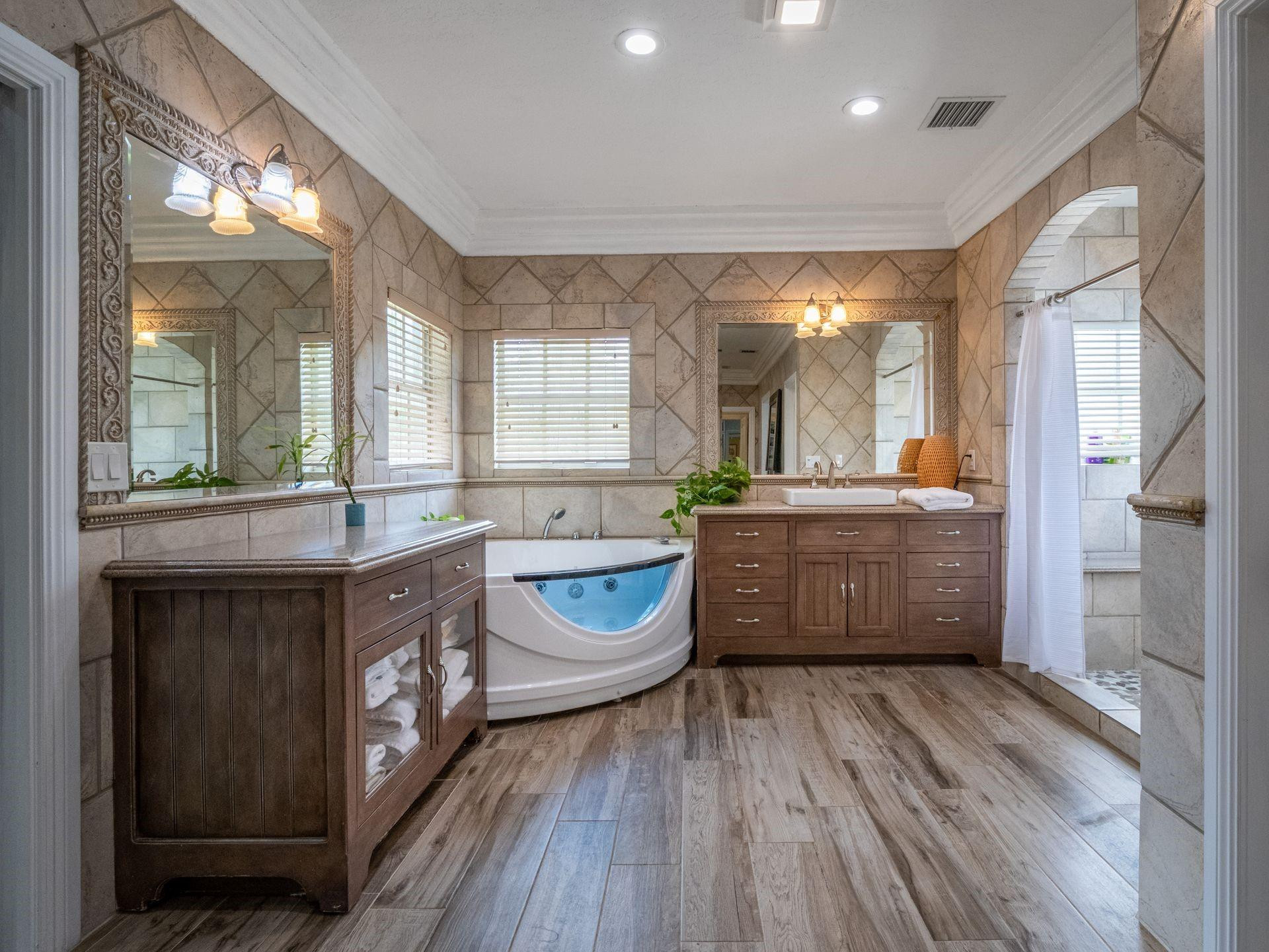 14300 Lake Lane