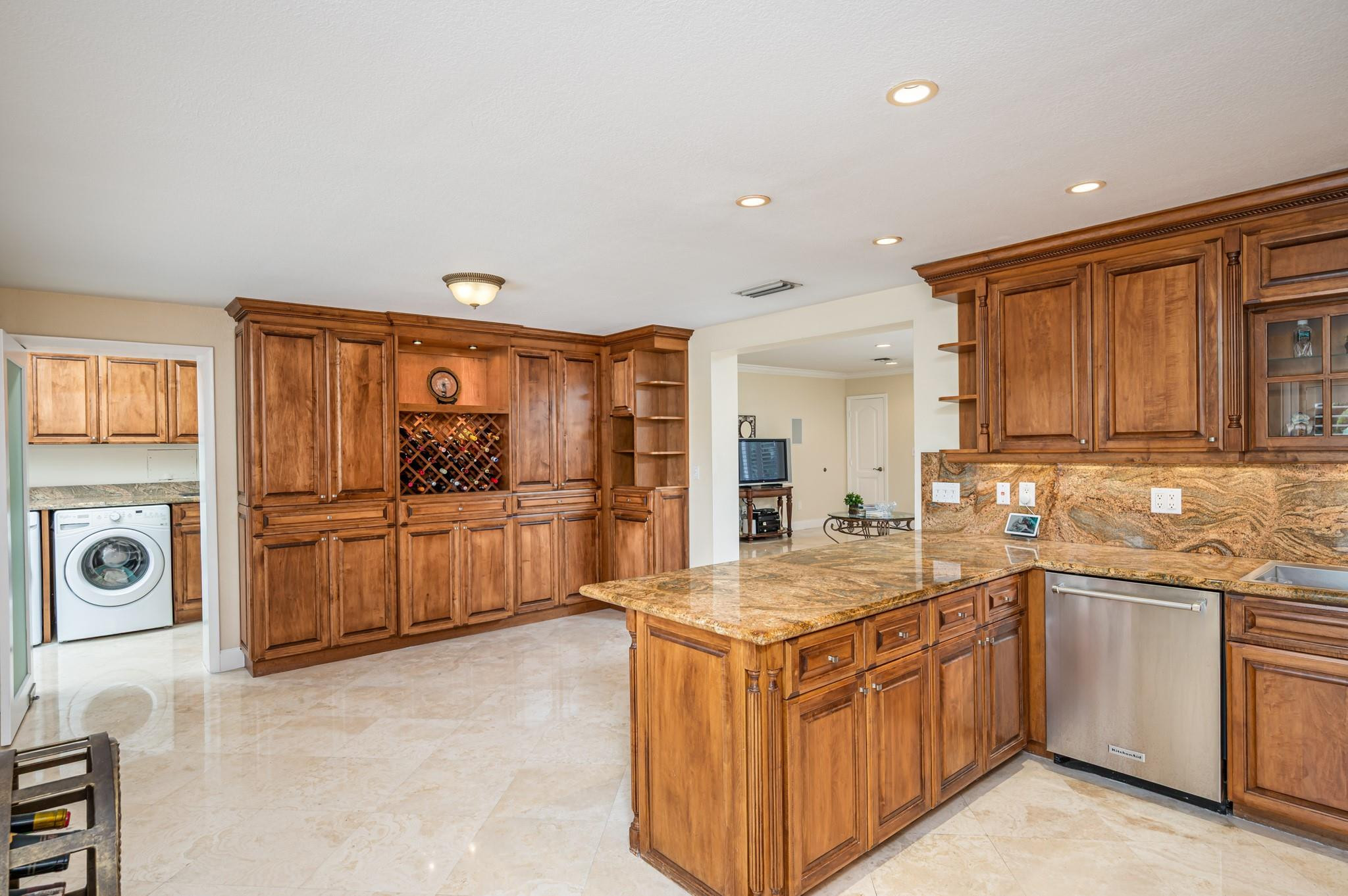 5161 Thoroughbred Lane