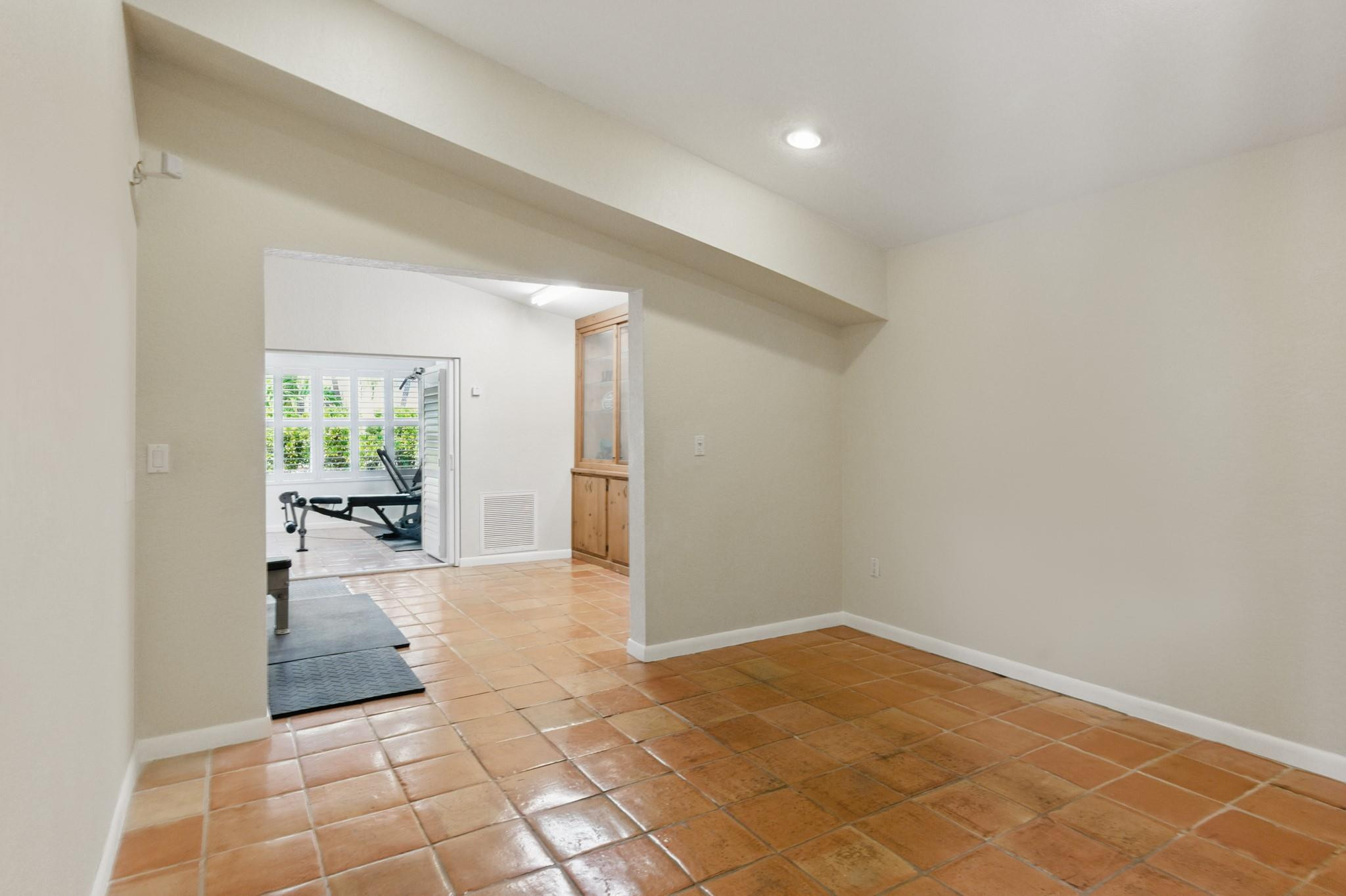 5161 Thoroughbred Lane
