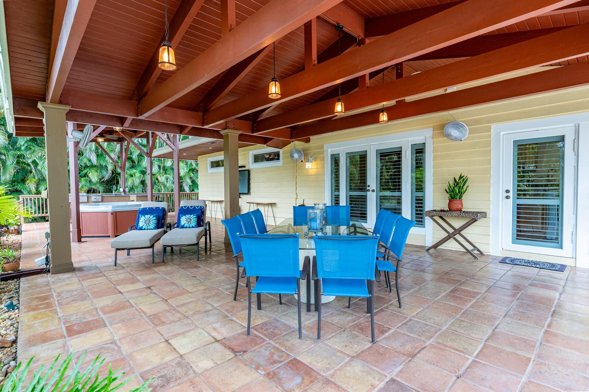 5161 Thoroughbred Lane