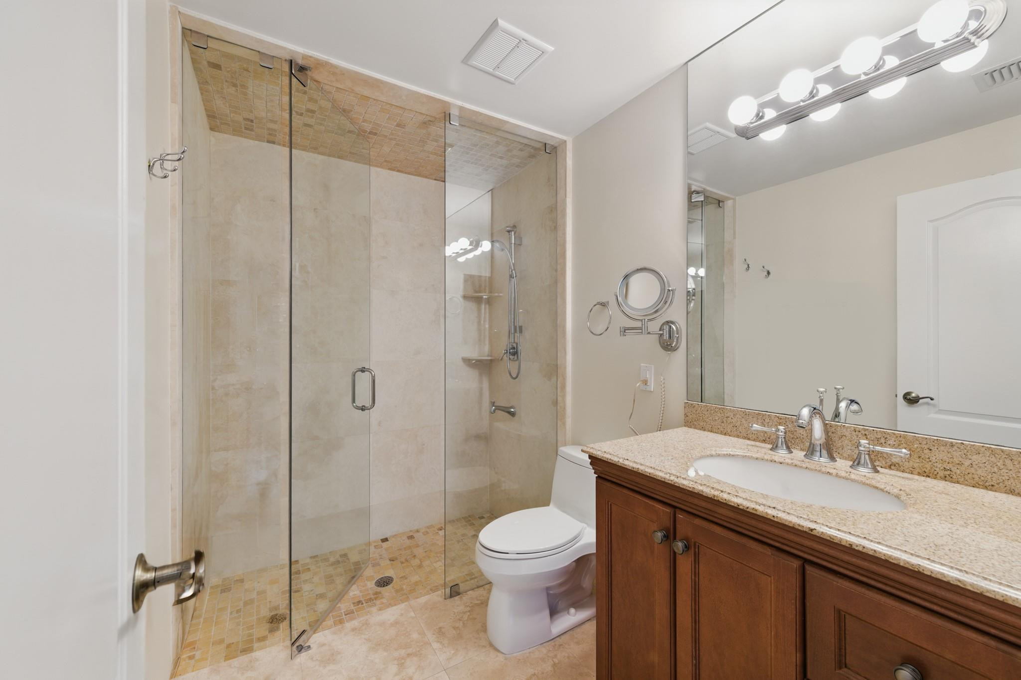 5161 Thoroughbred Lane