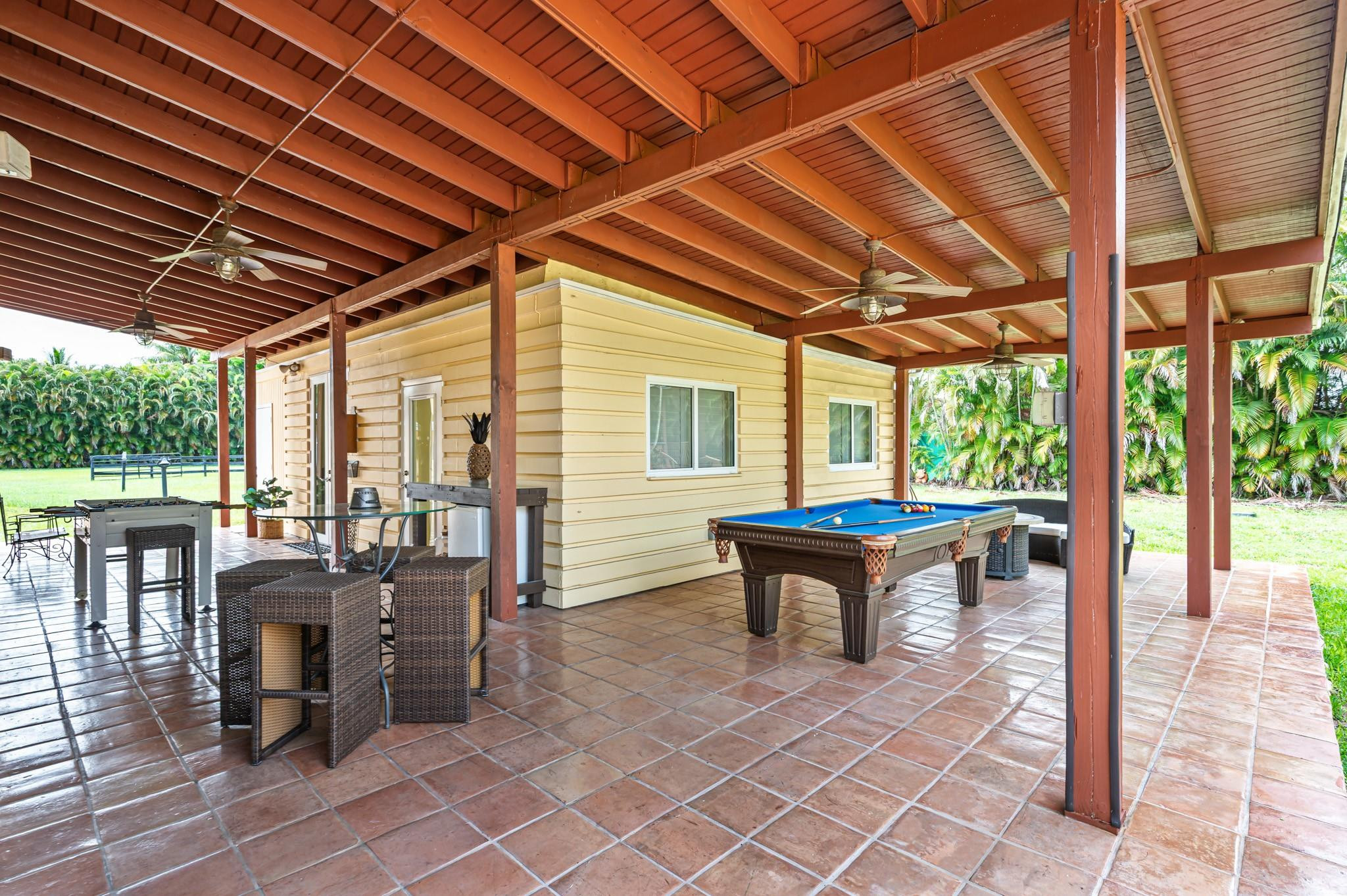 5161 Thoroughbred Lane