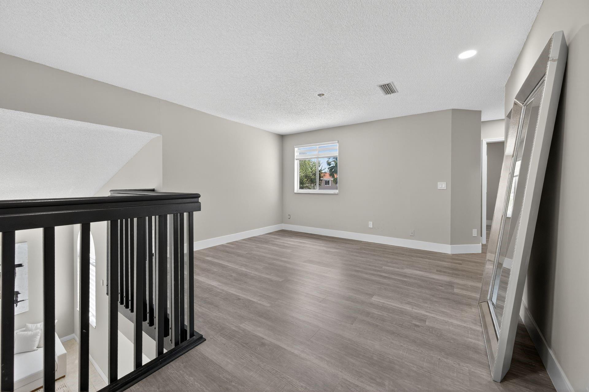 10775 SW 15th Place