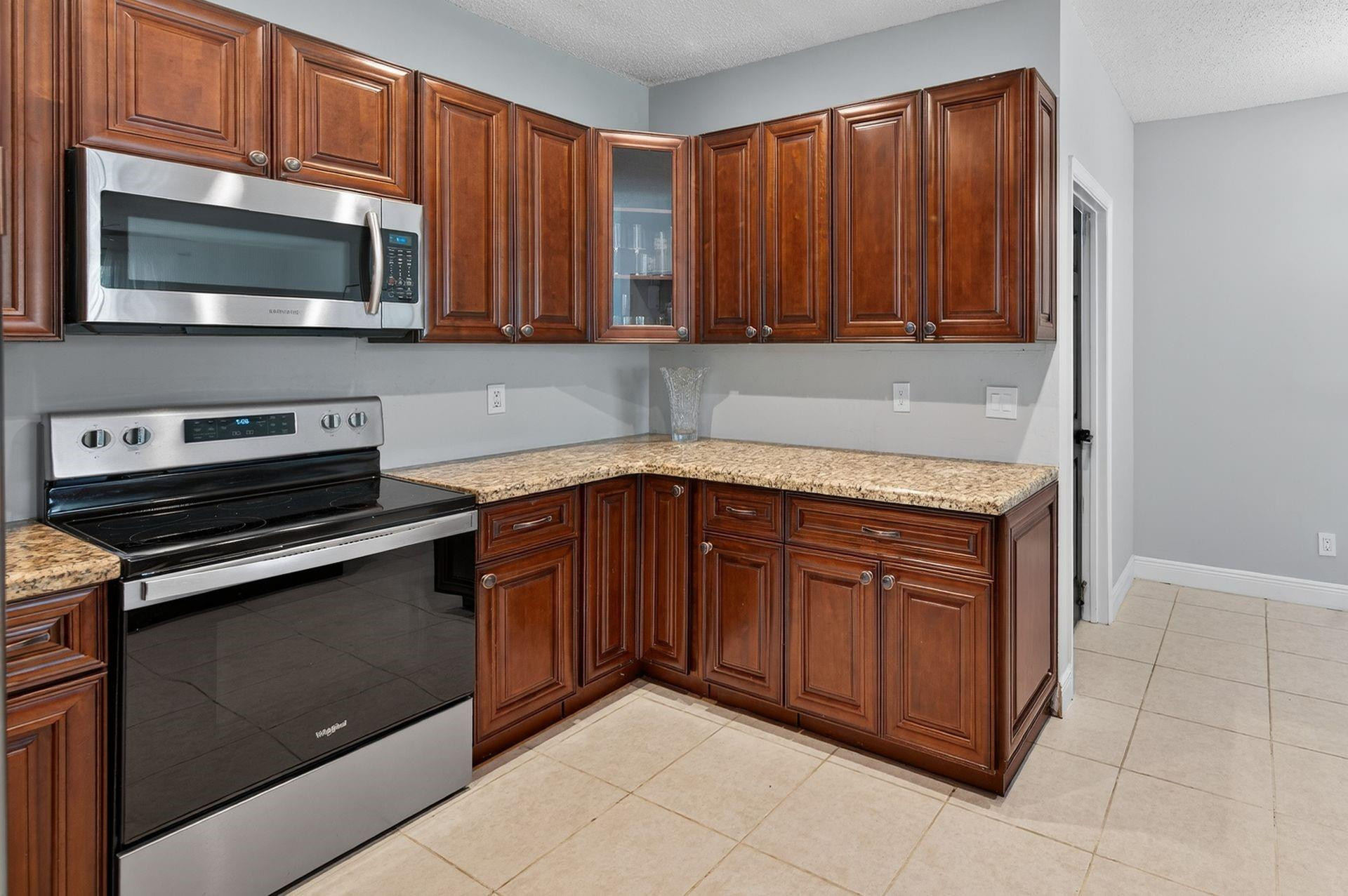 10775 SW 15th Place