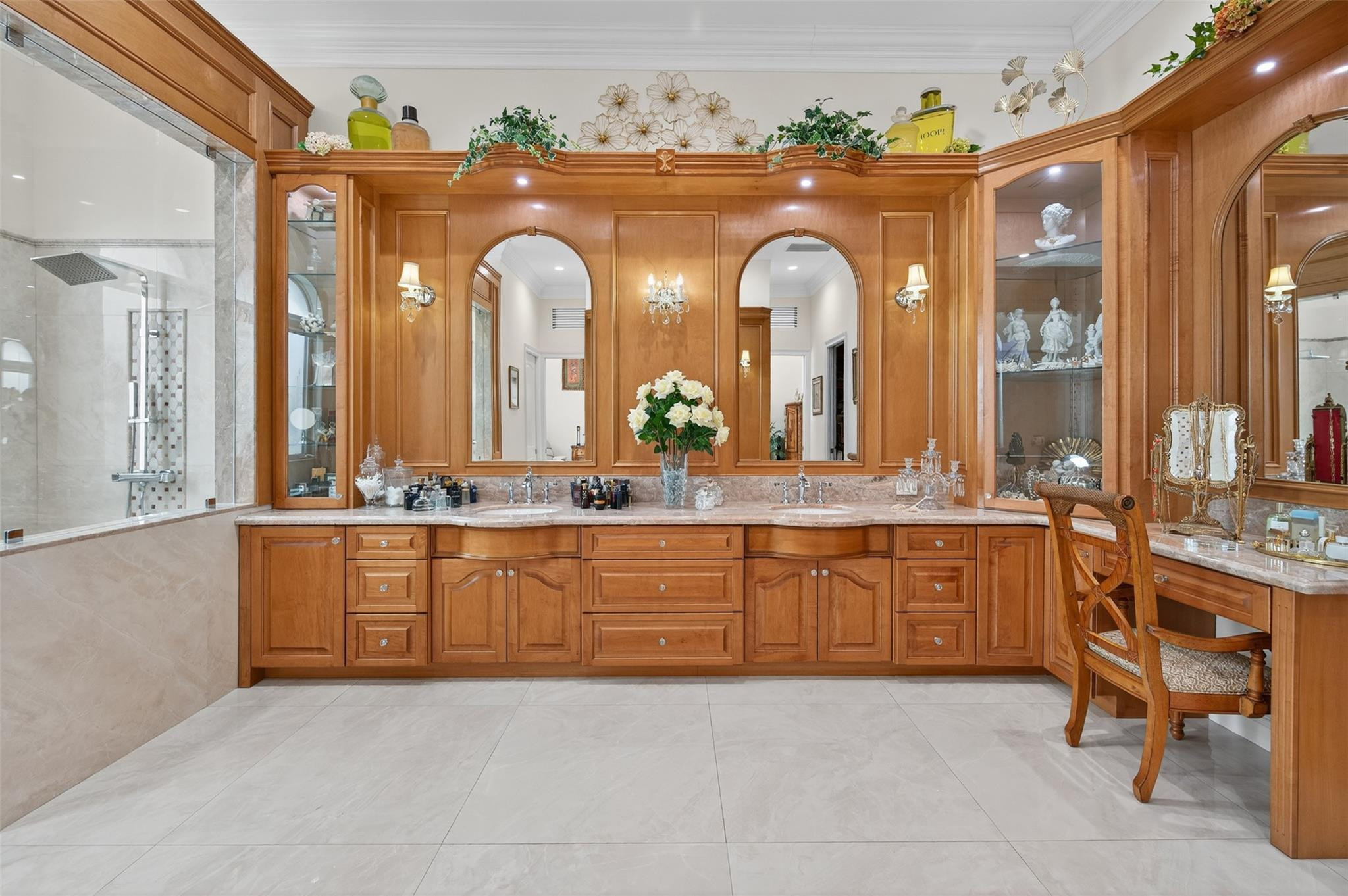 5801 Estates Drive