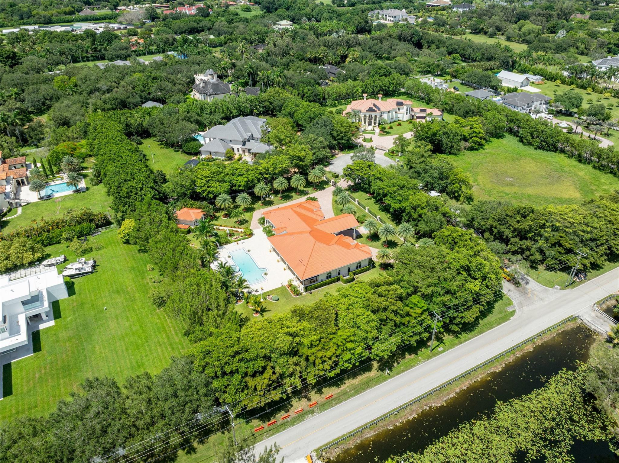 5801 Estates Drive