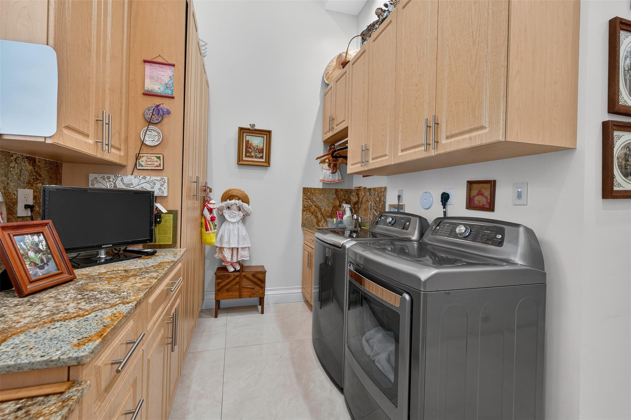 5801 Estates Drive