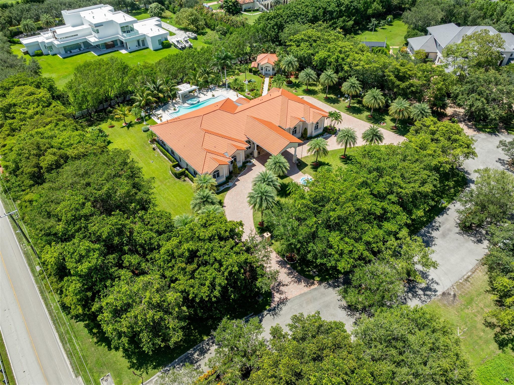 5801 Estates Drive