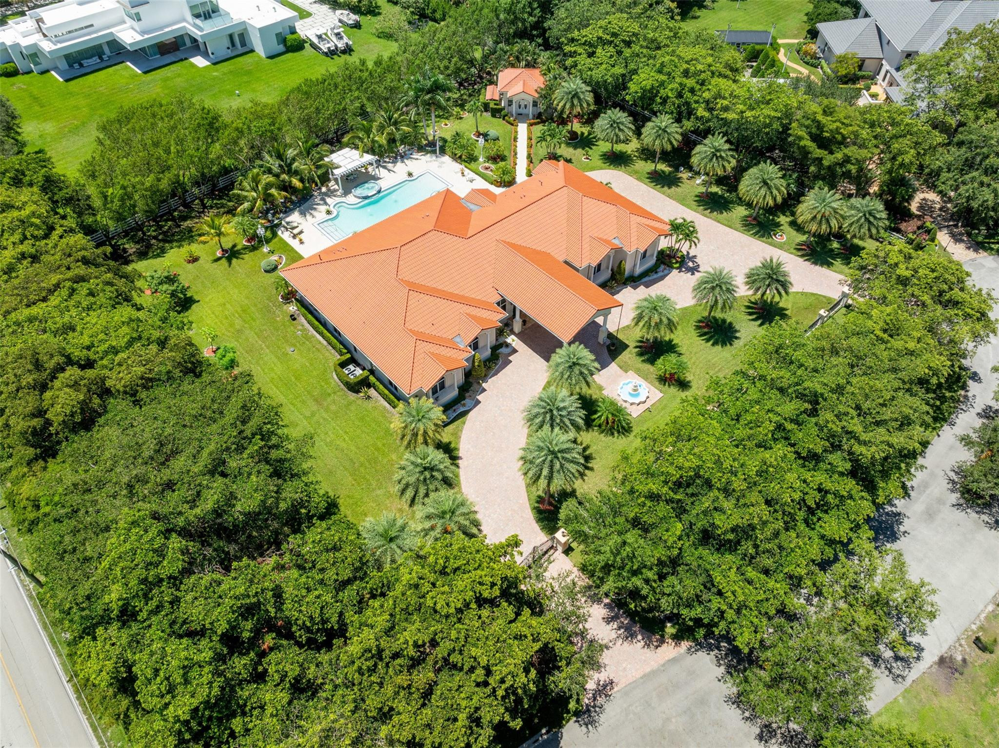 5801 Estates Drive