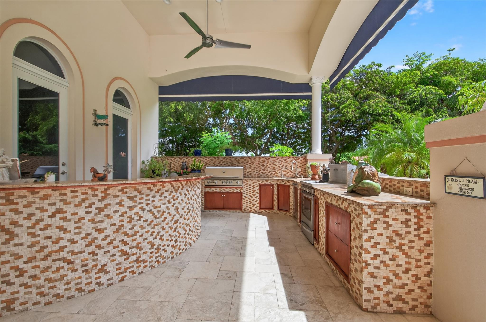 5801 Estates Drive