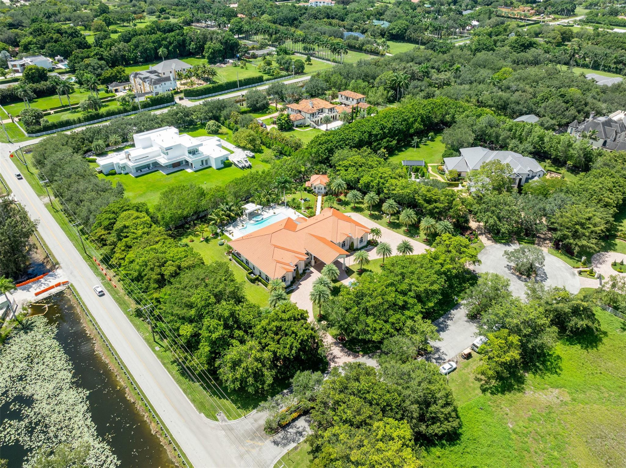 5801 Estates Drive