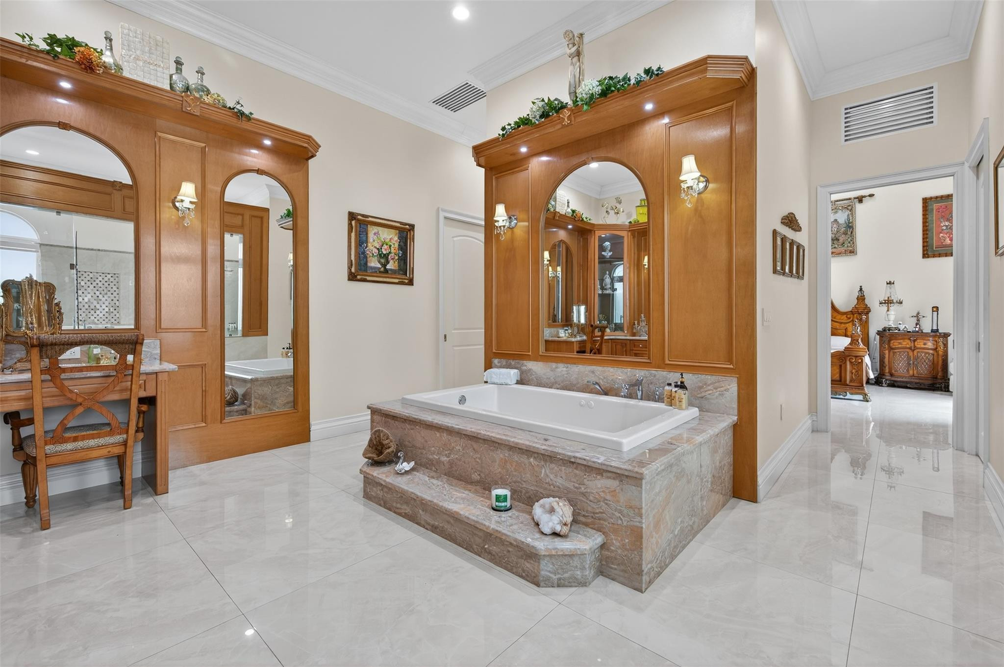 5801 Estates Drive