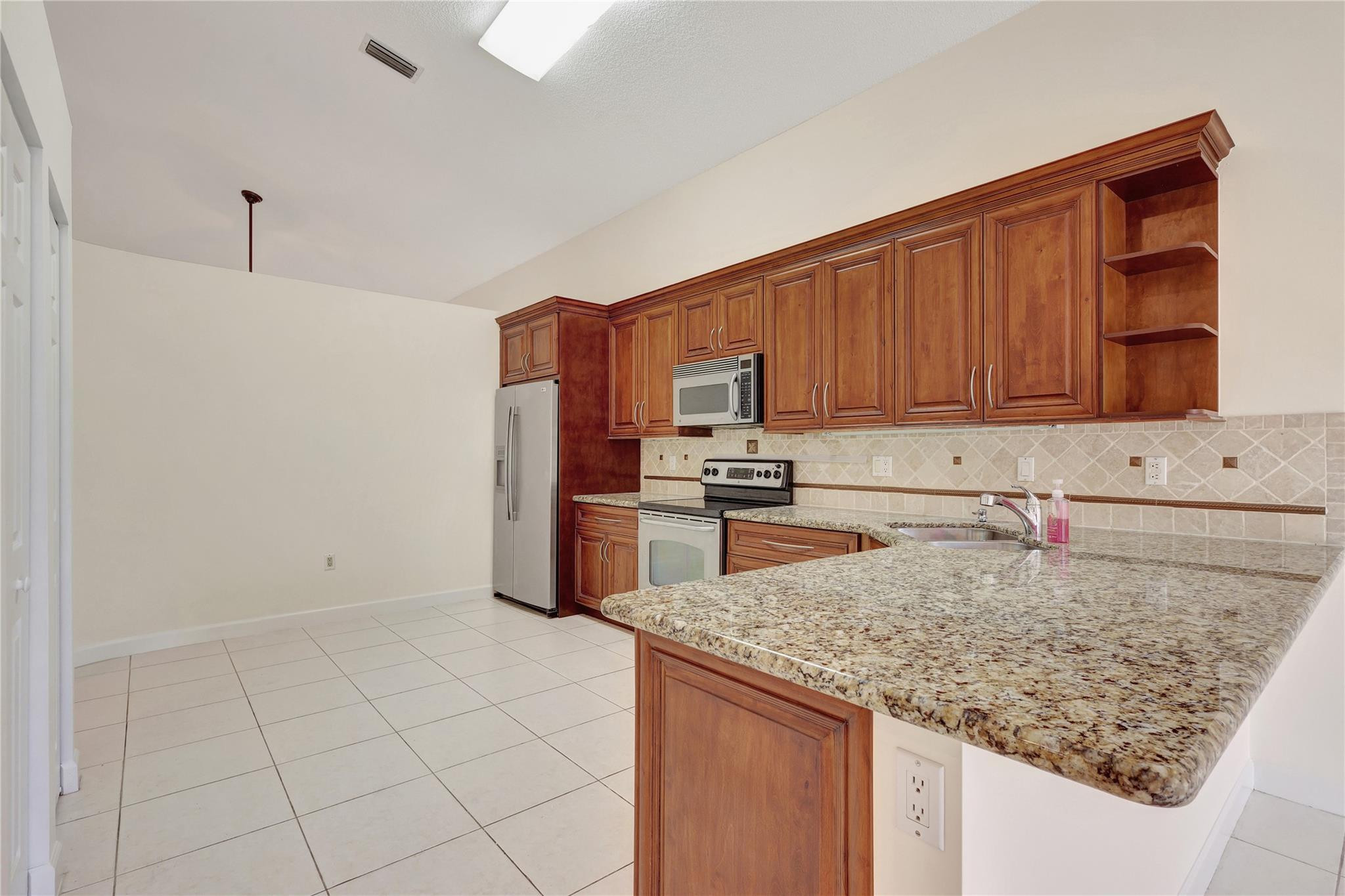 12121 NW 34th Street