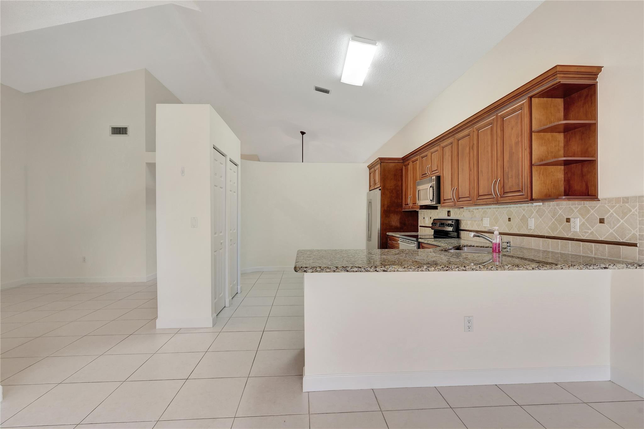 12121 NW 34th Street