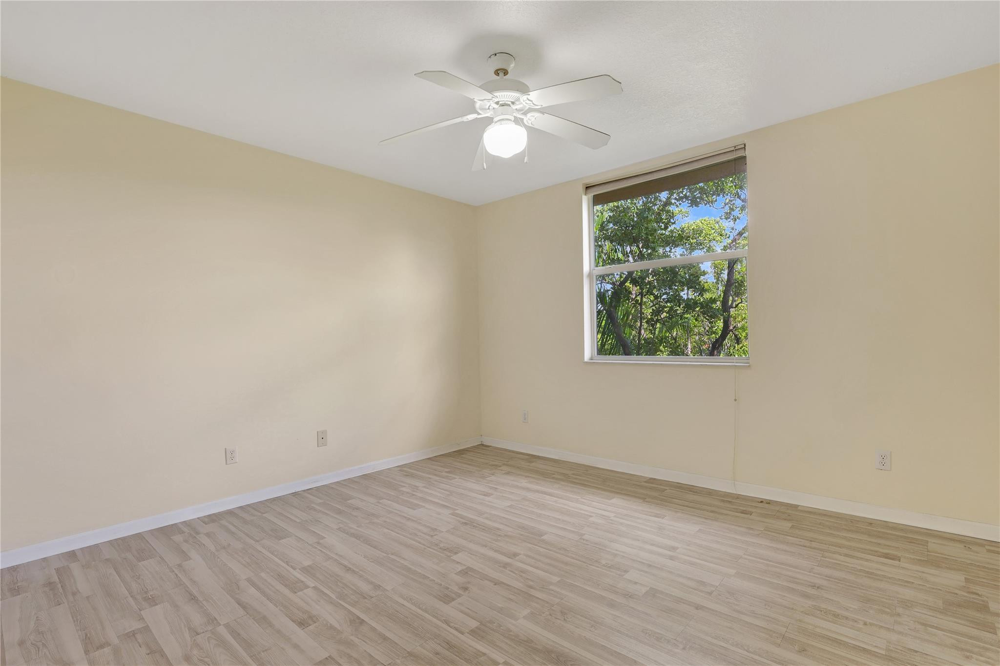 529 E Sheridan Street 3081