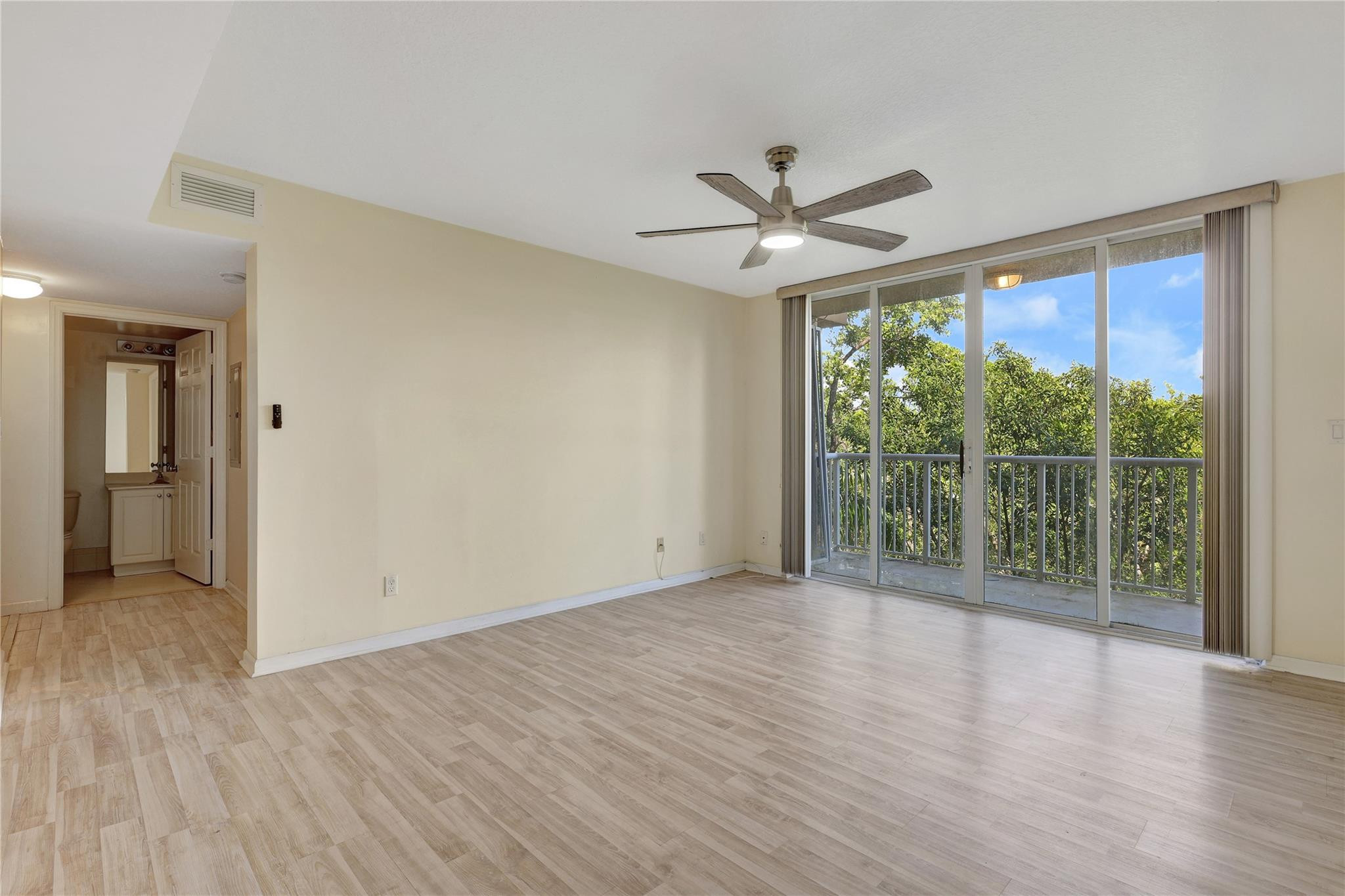 529 E Sheridan Street 3081