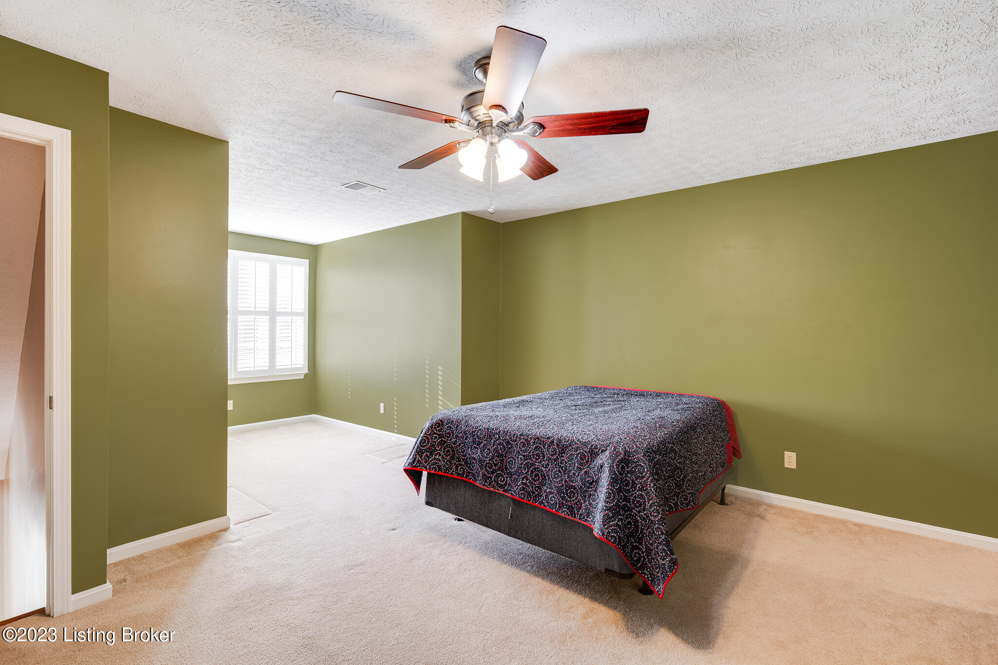 1108 Fox Glen Way