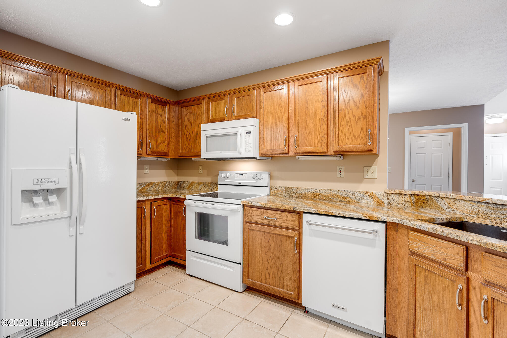 1108 Fox Glen Way