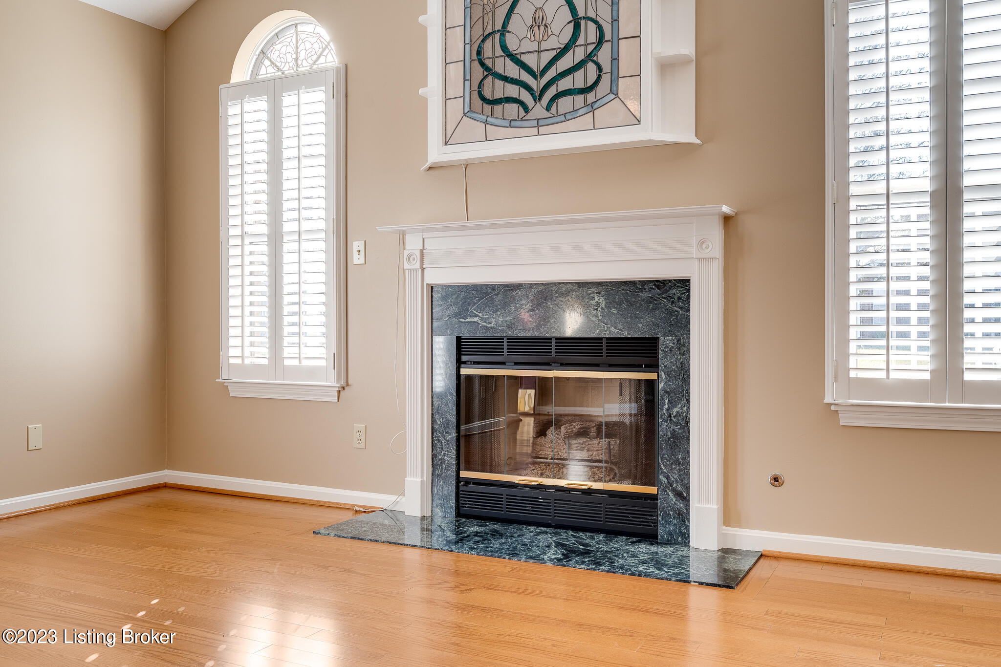 1108 Fox Glen Way