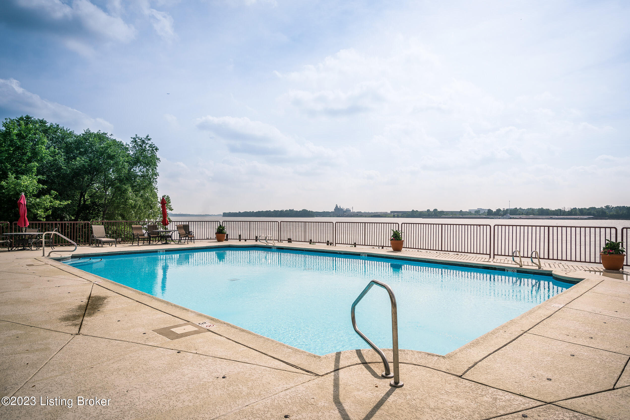 5403 Harbortown Cir