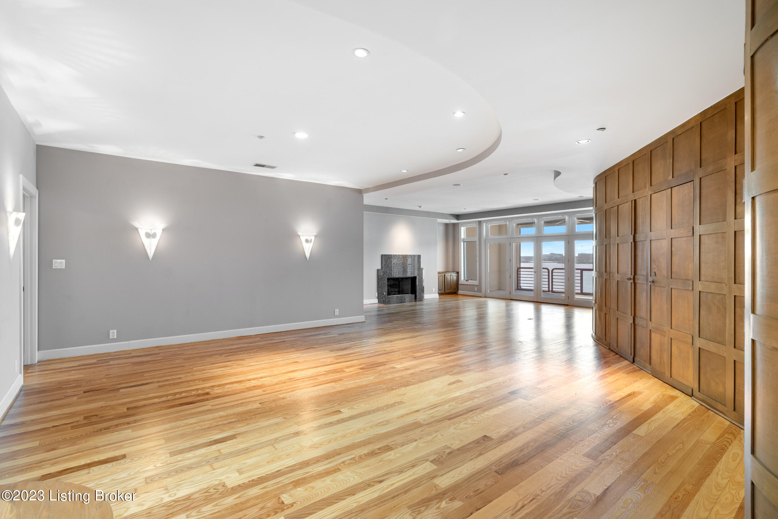 5403 Harbortown Cir