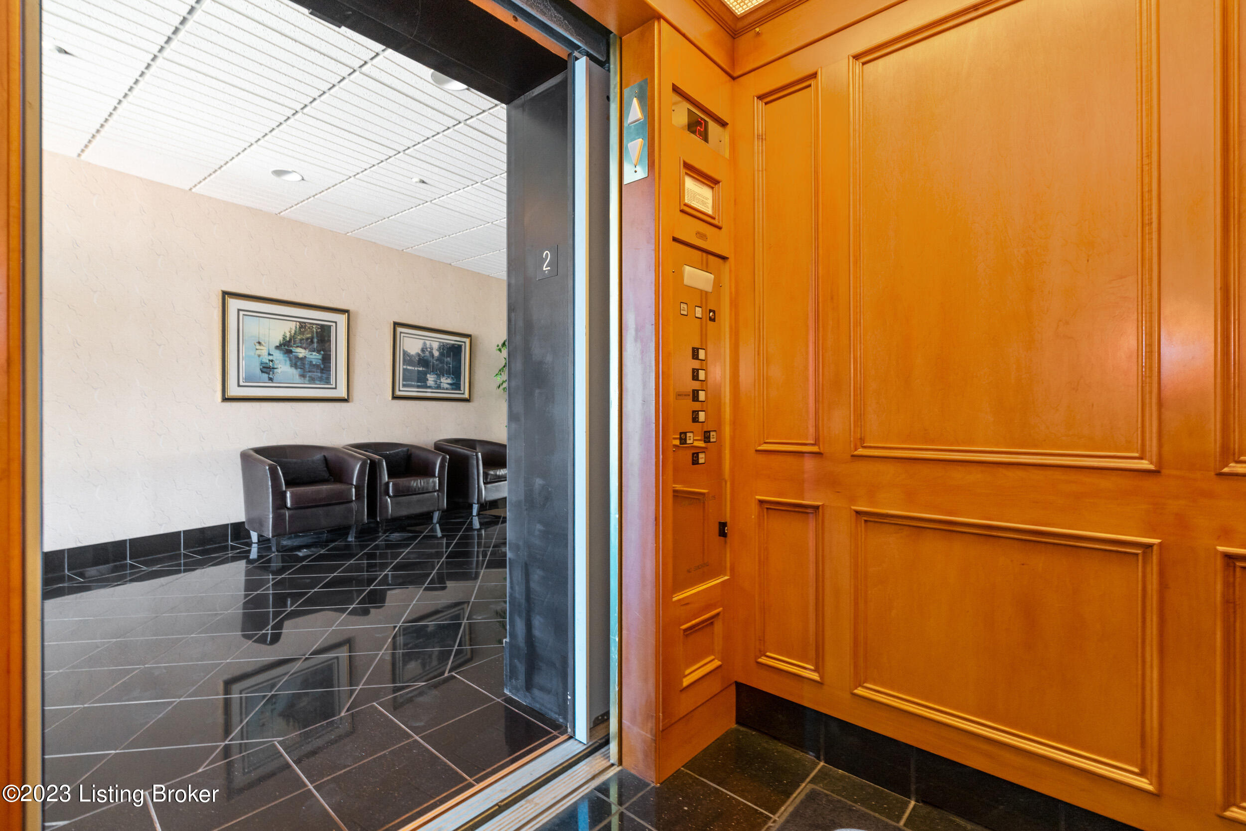 5403 Harbortown Cir