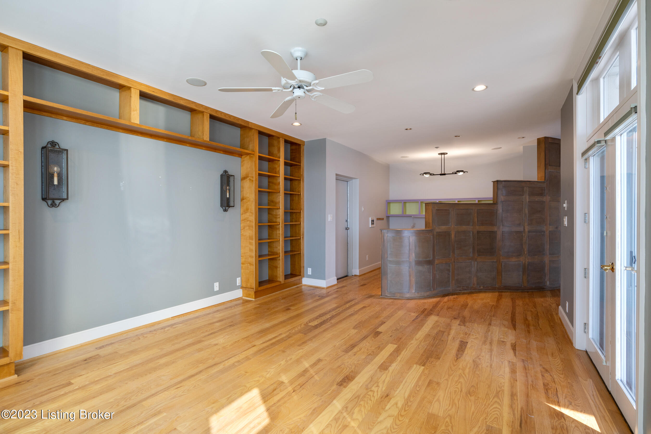 5403 Harbortown Cir