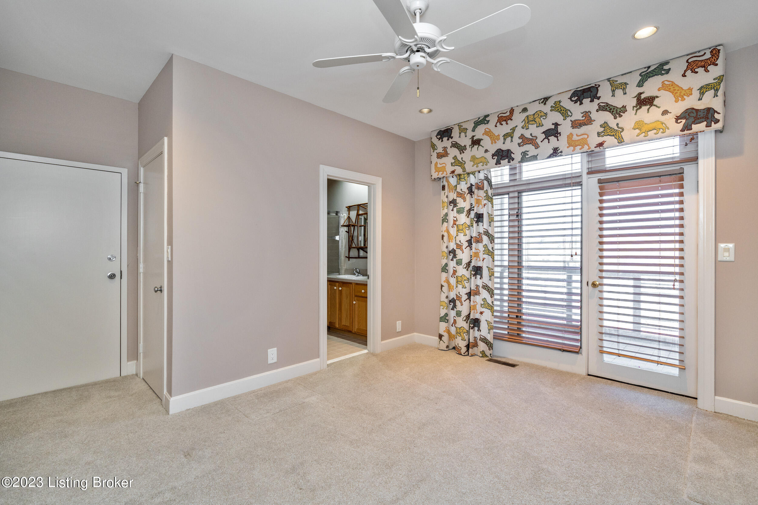 5403 Harbortown Cir