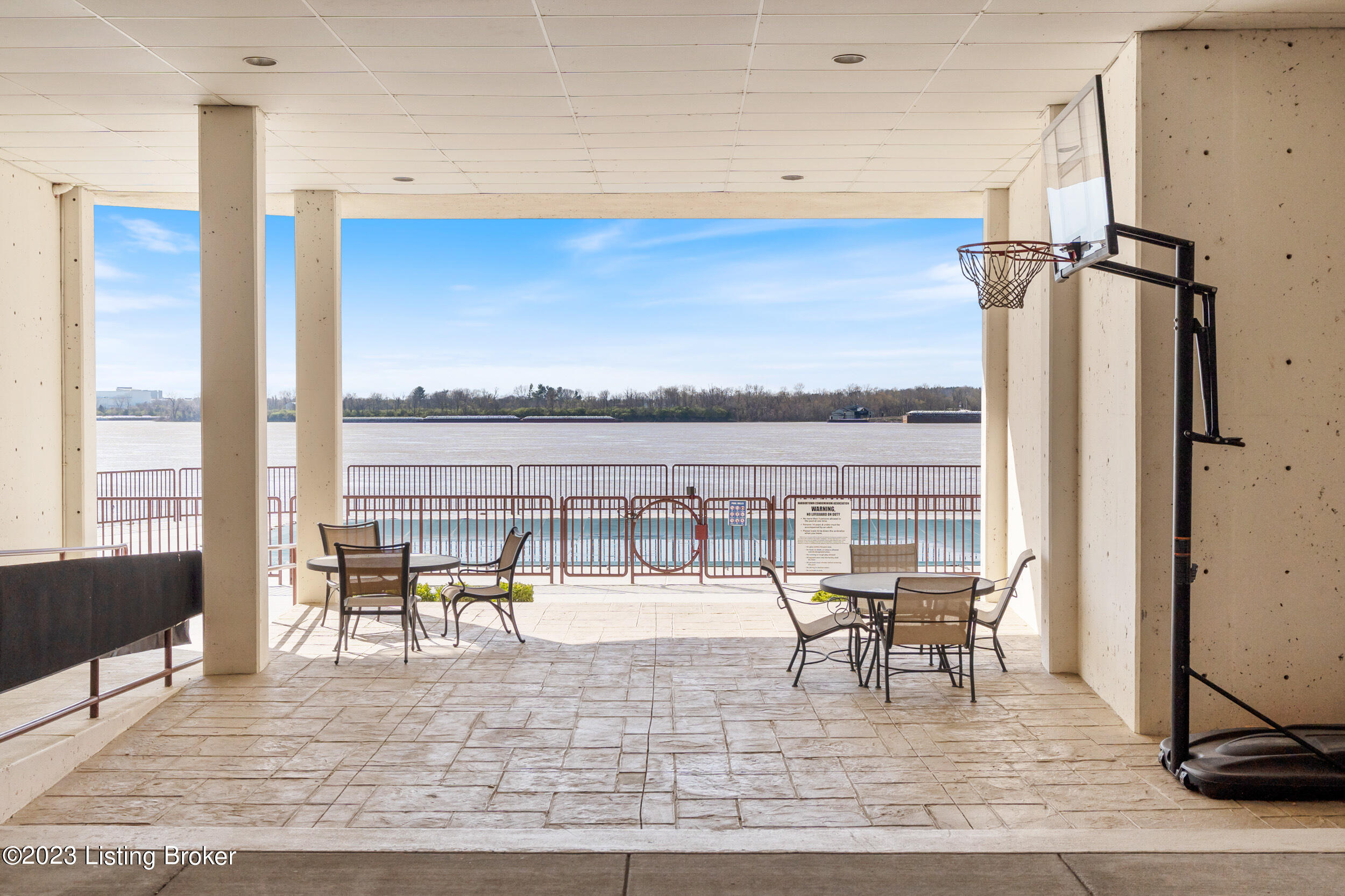 5403 Harbortown Cir