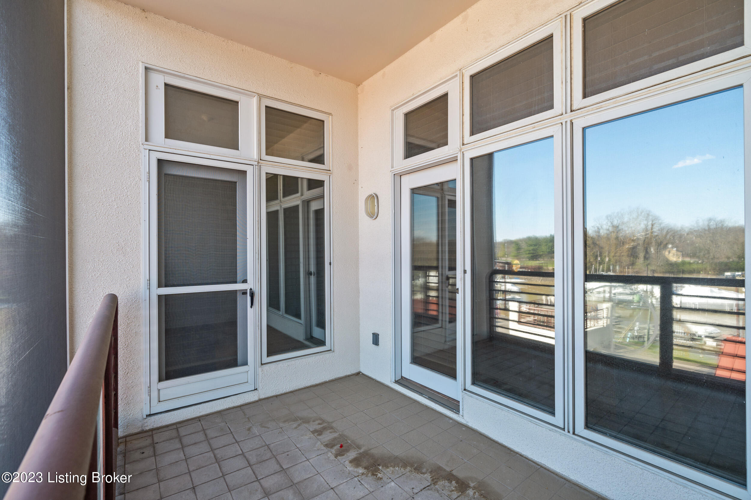 5403 Harbortown Cir