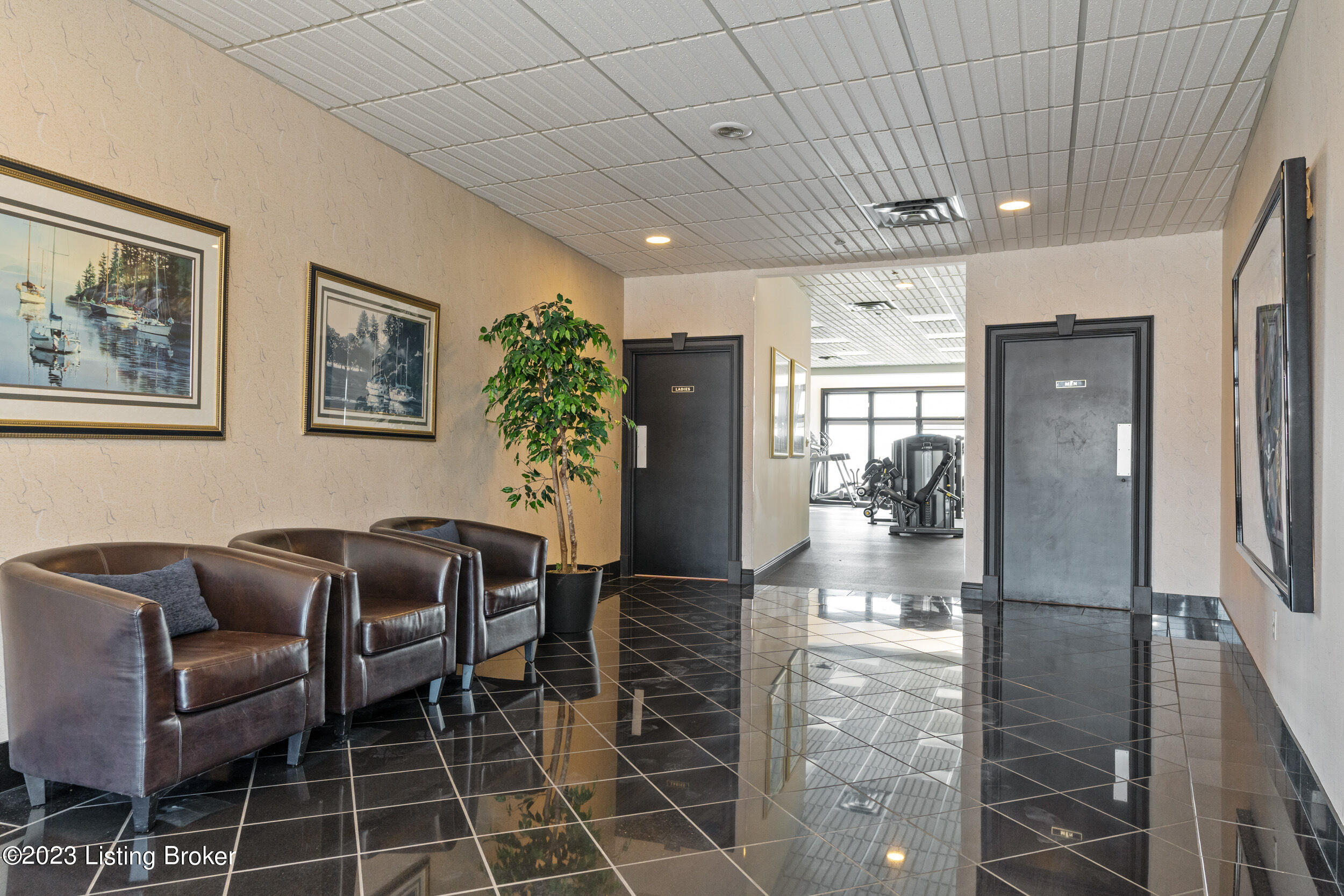 5403 Harbortown Cir