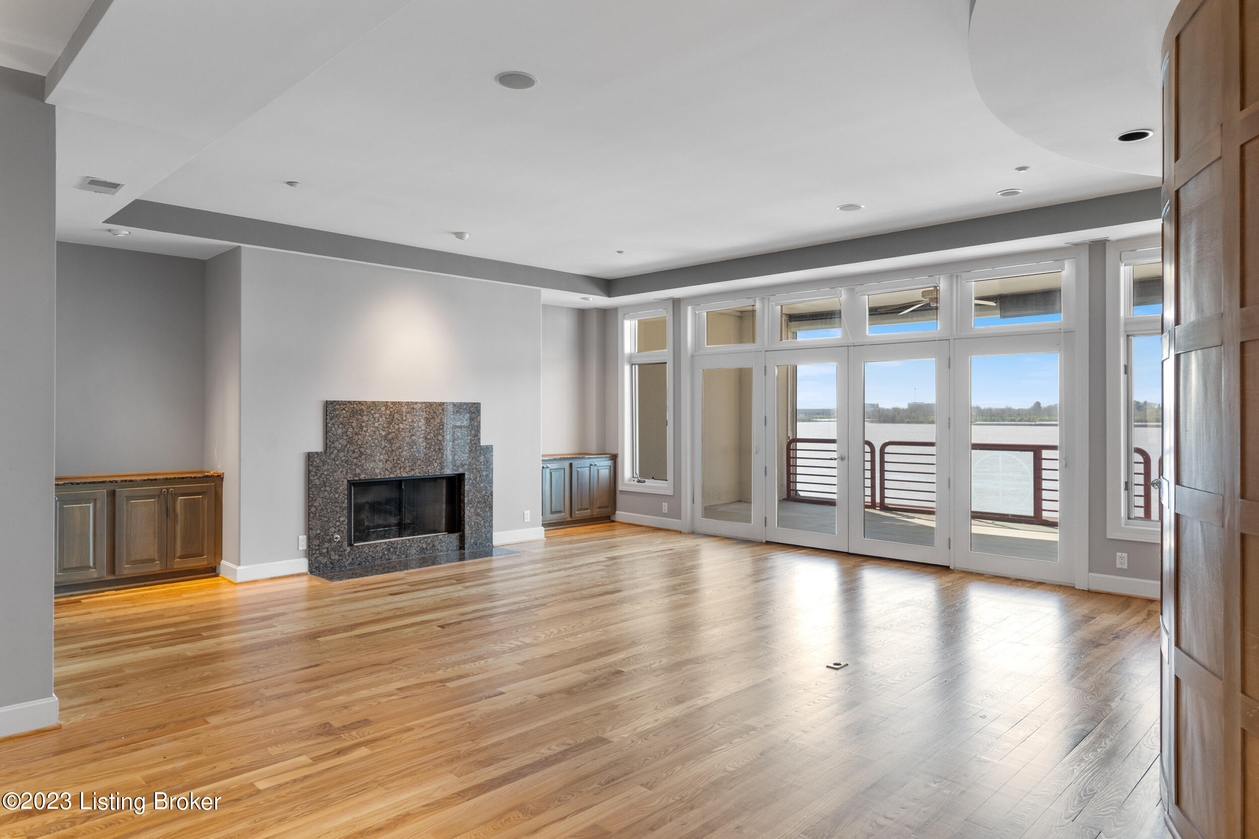 5403 Harbortown Cir