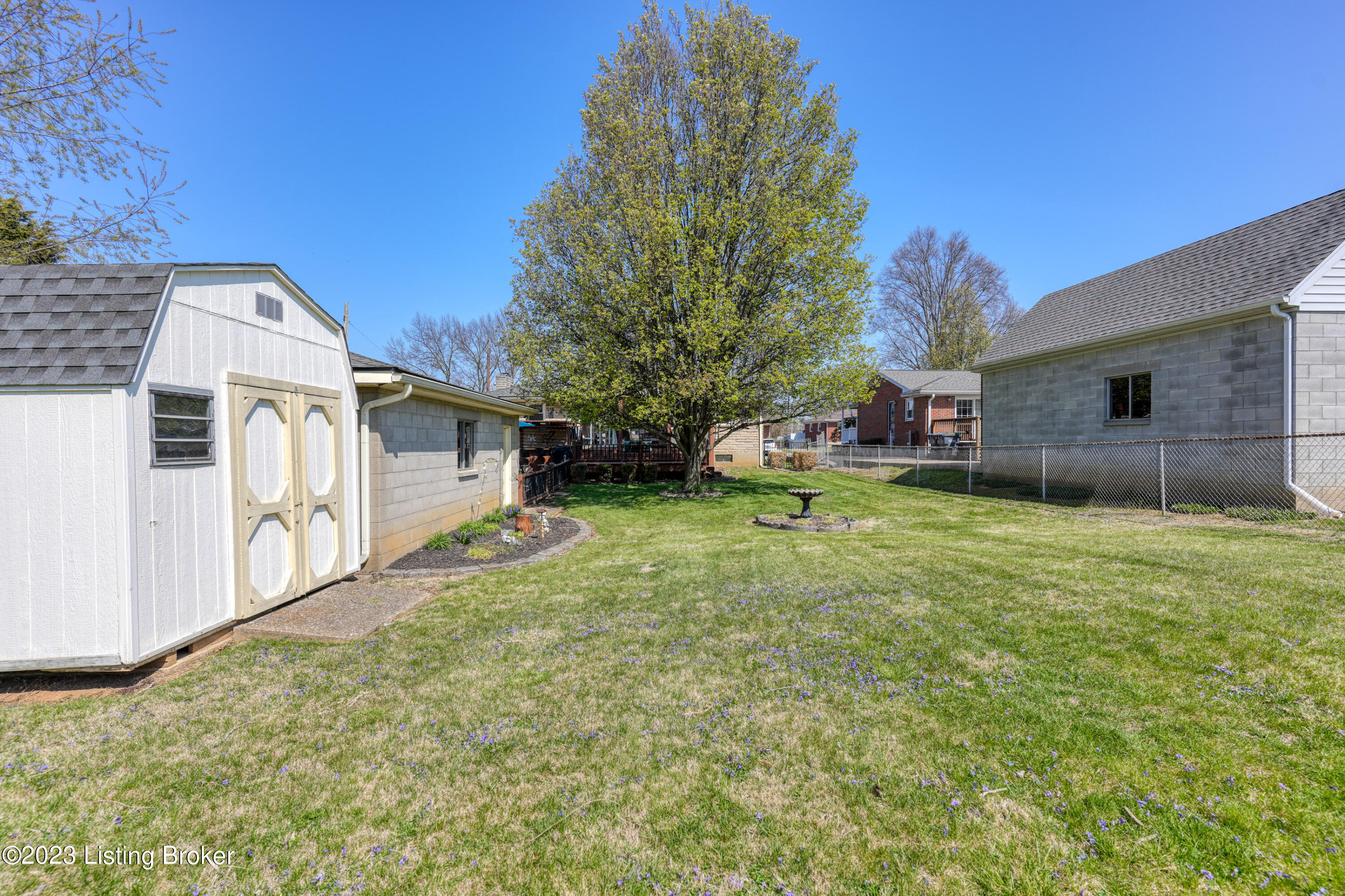 5404 Georgia Ln