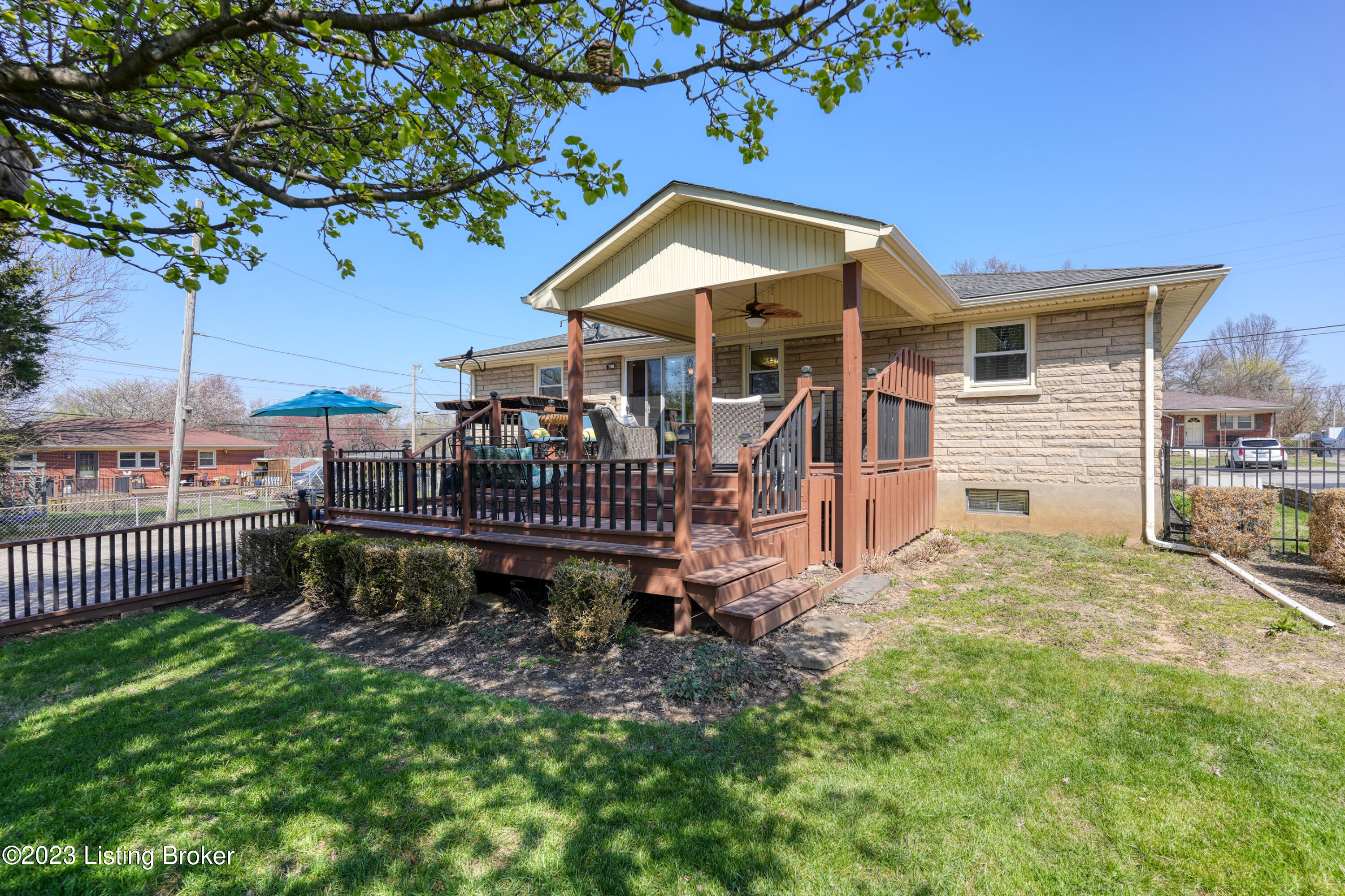 5404 Georgia Ln