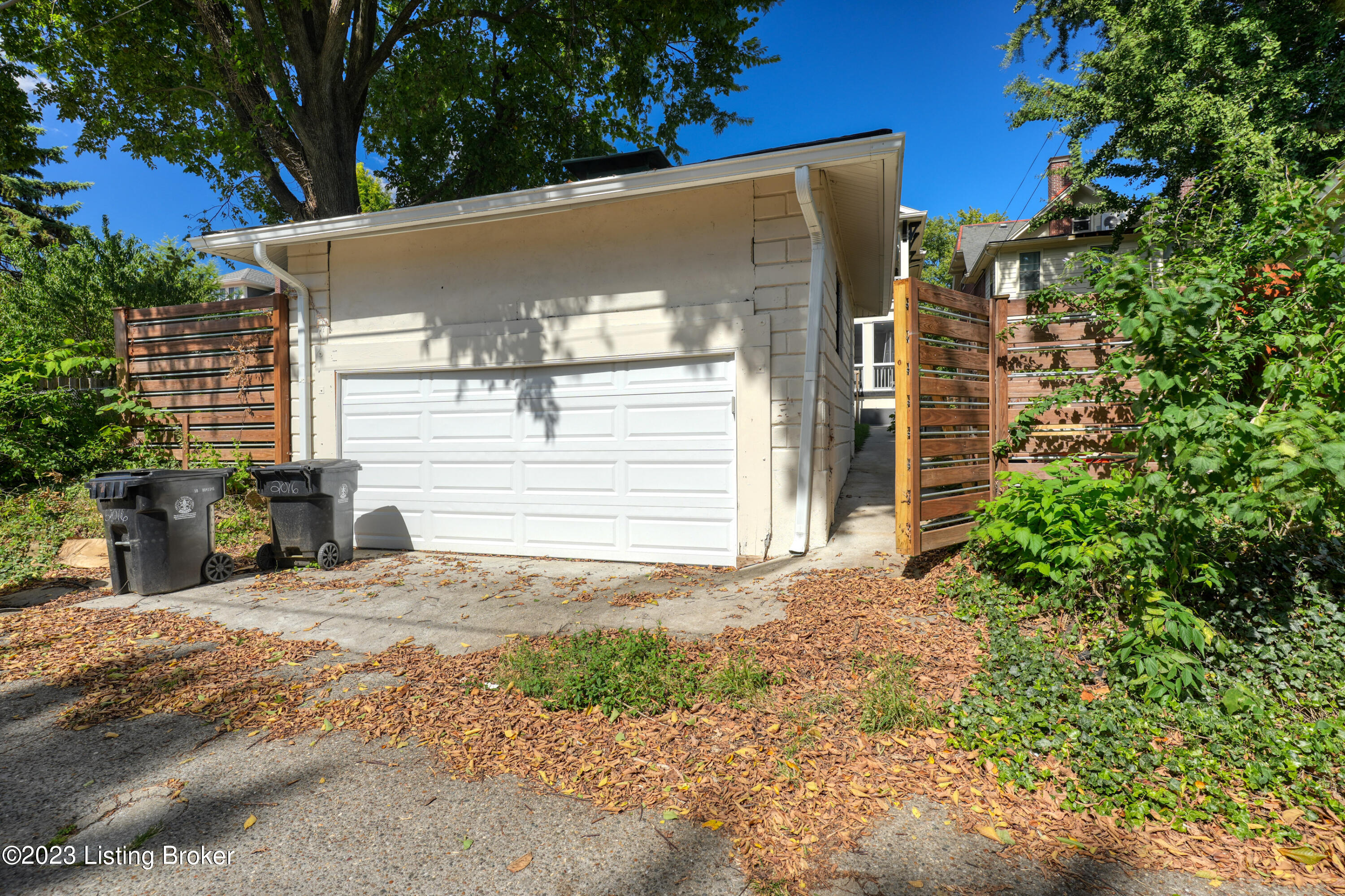 2016 Baringer Ave