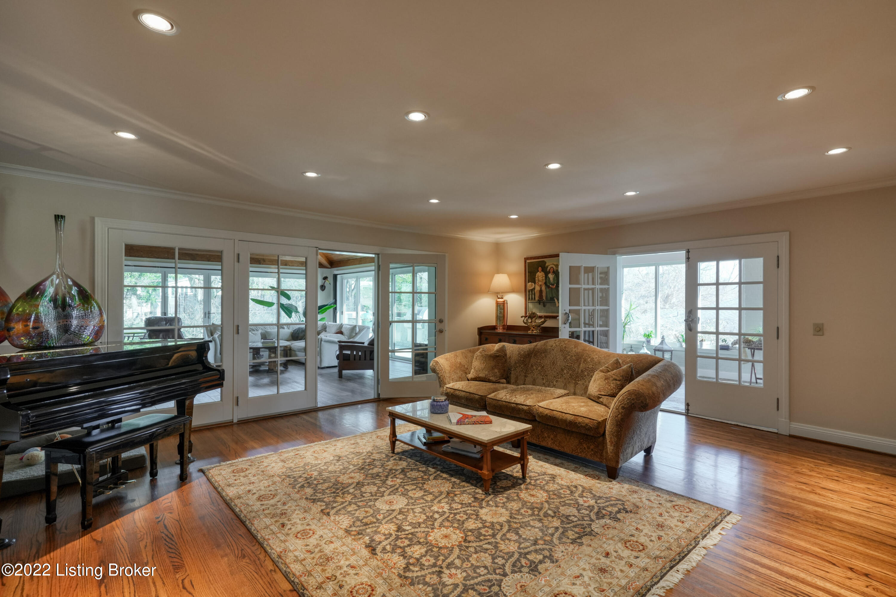 6211 Glen Hill Rd