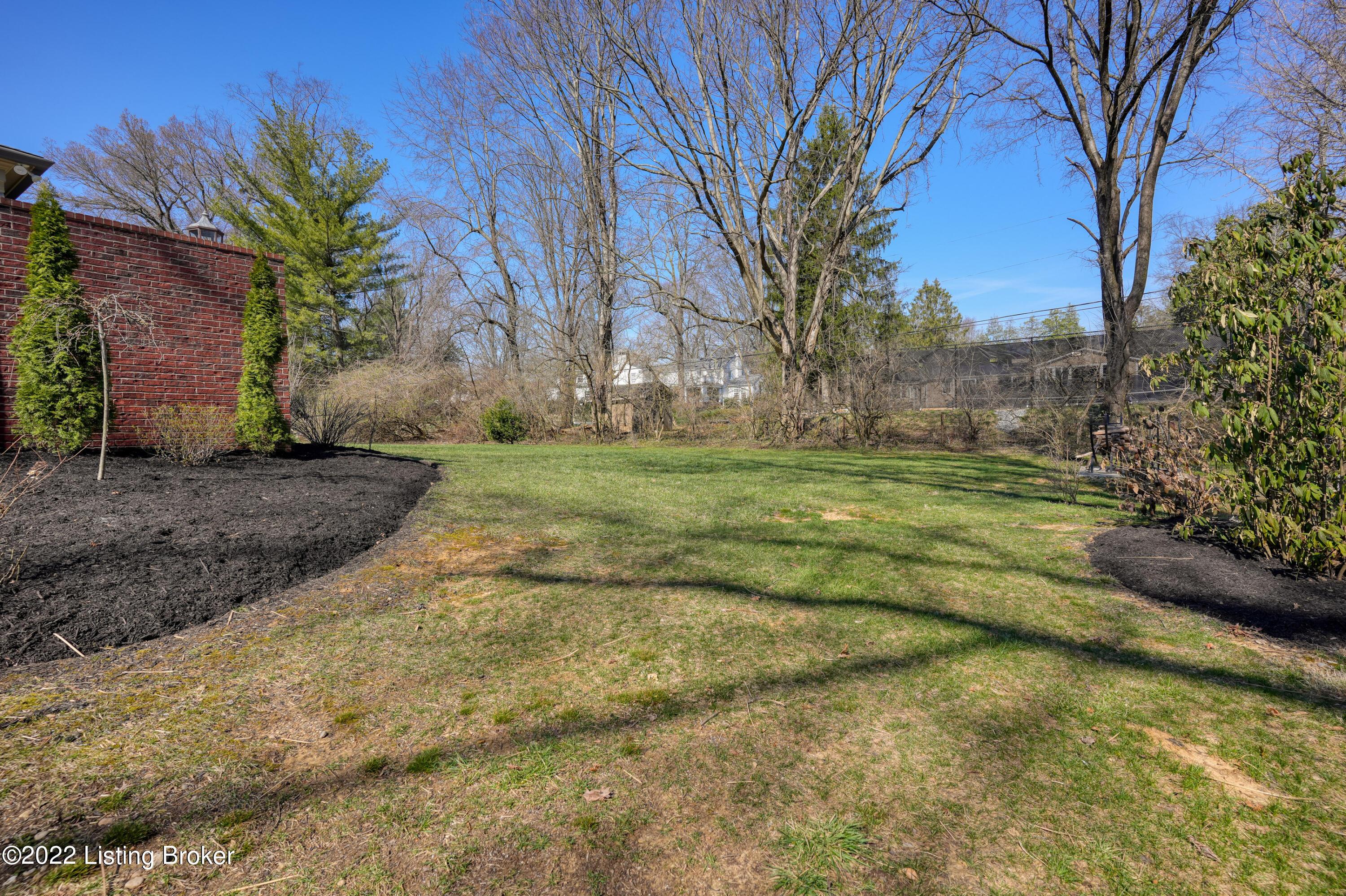 6211 Glen Hill Rd