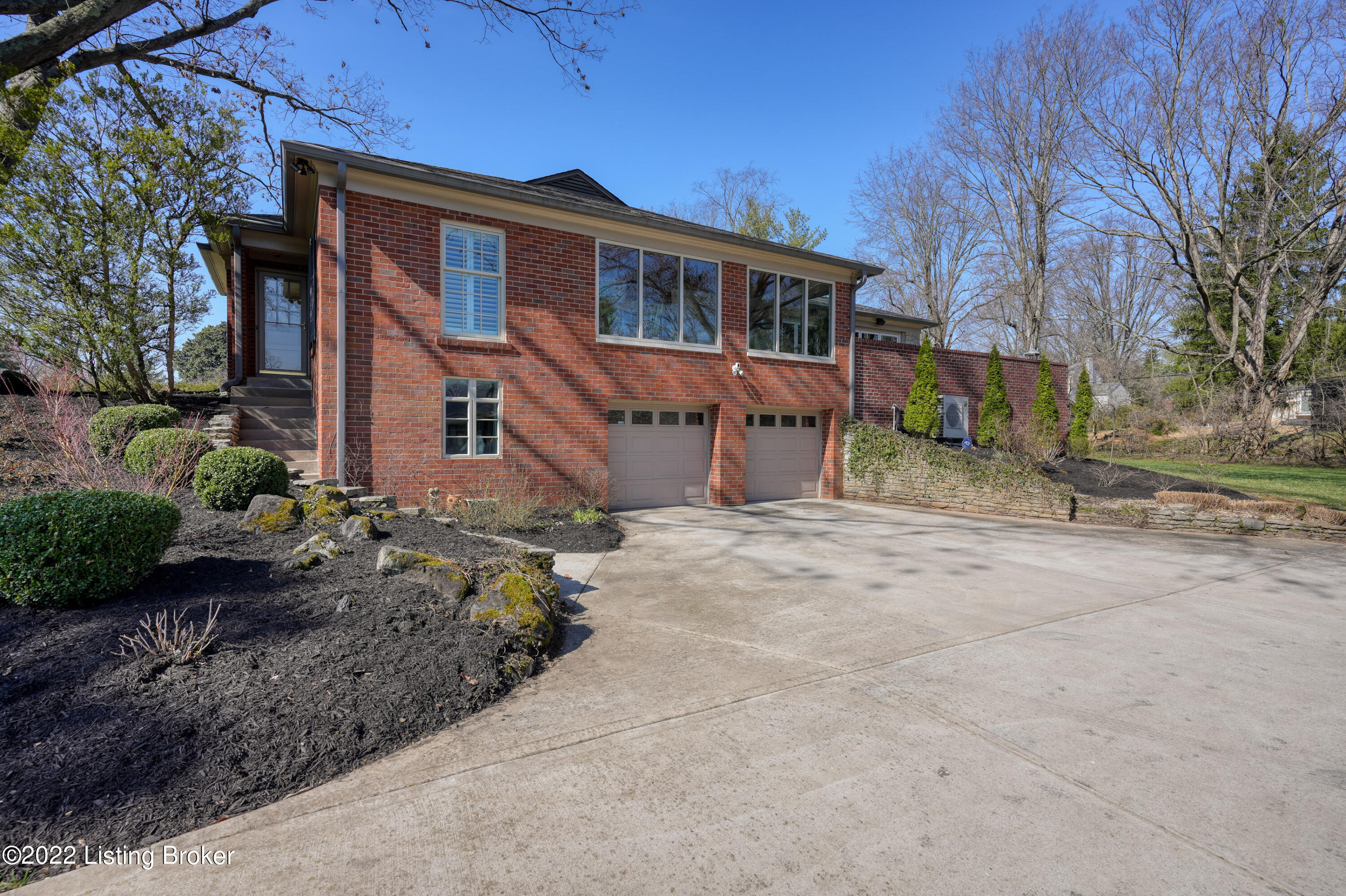 6211 Glen Hill Rd