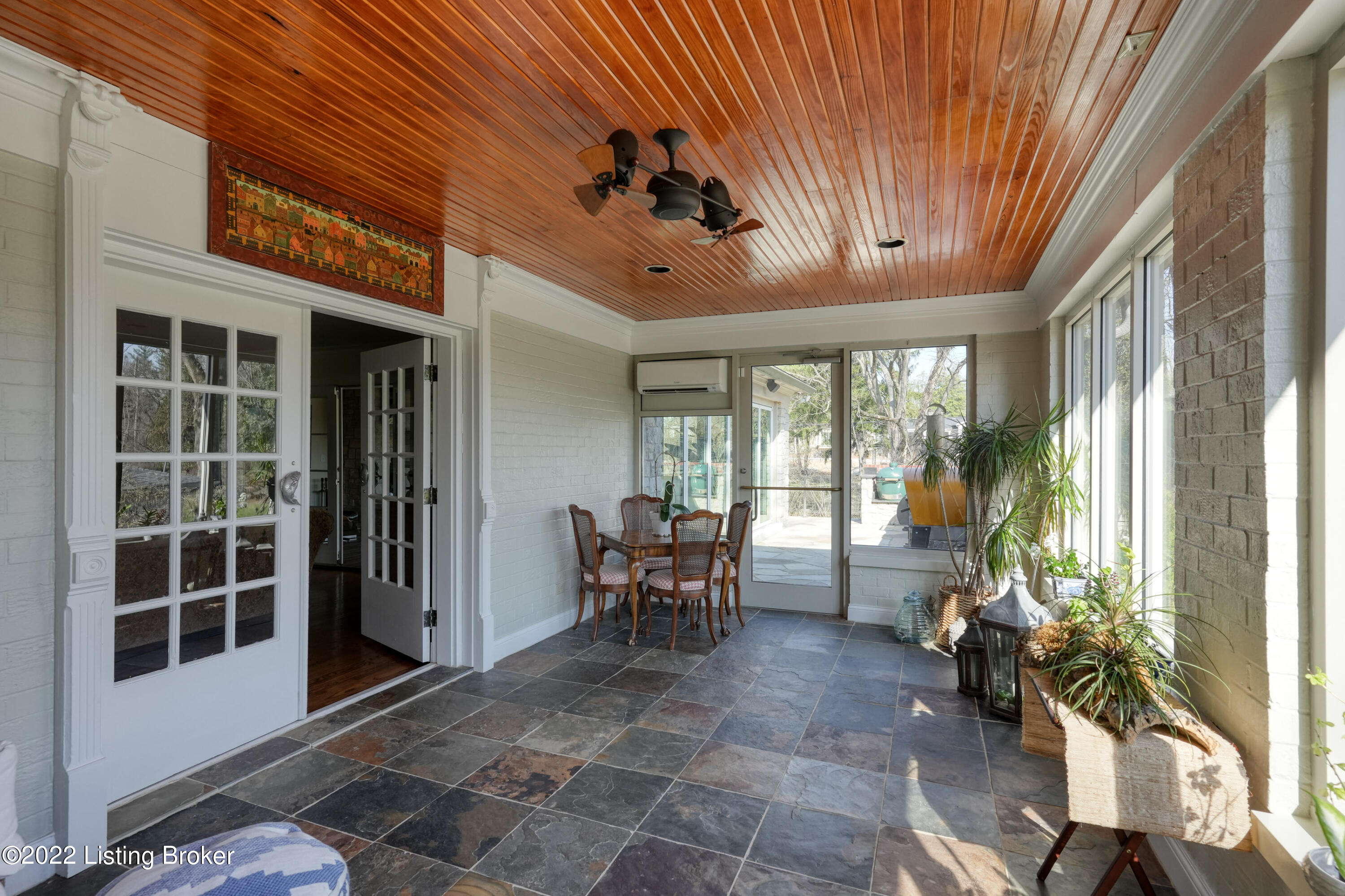 6211 Glen Hill Rd
