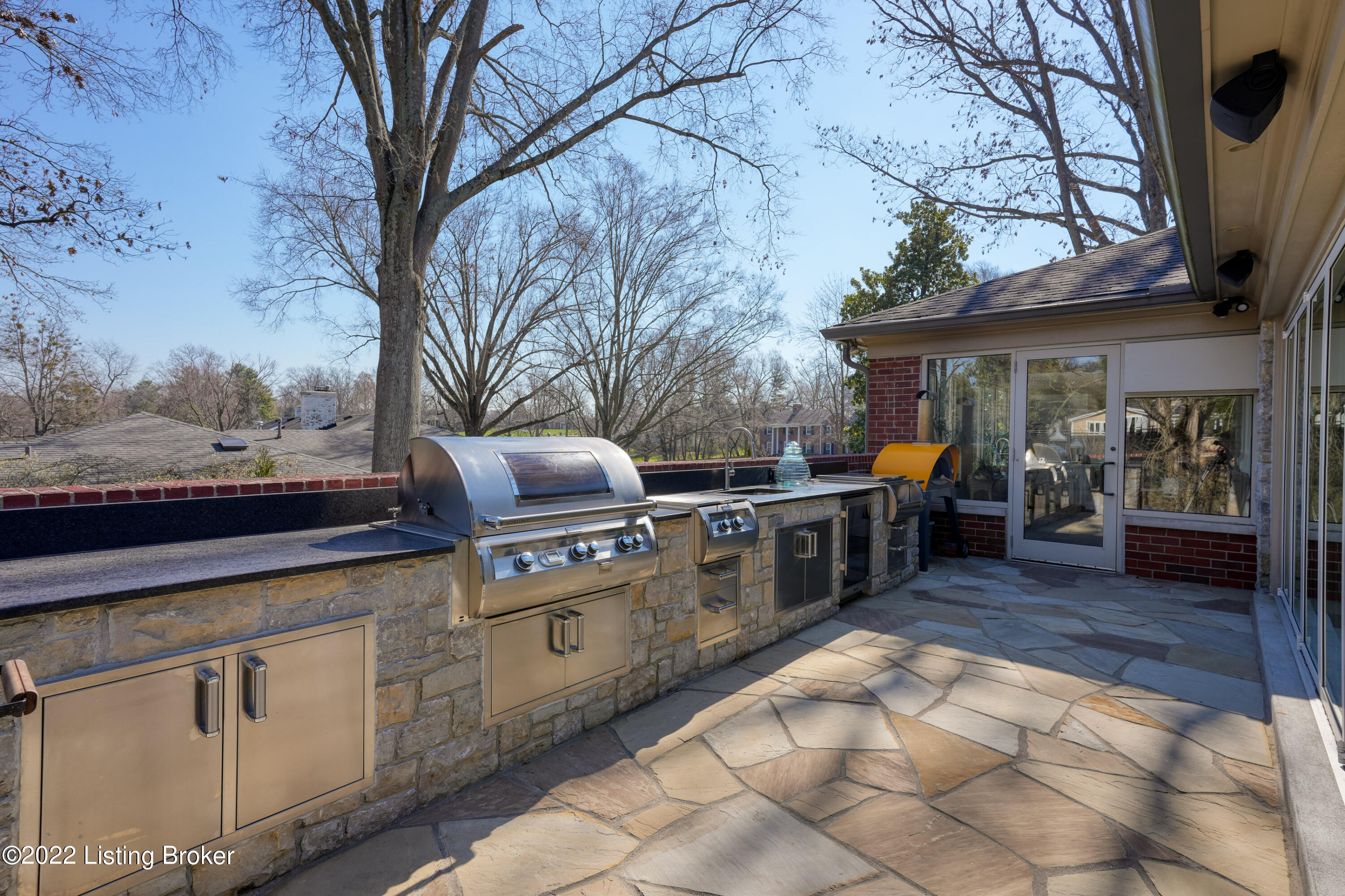 6211 Glen Hill Rd