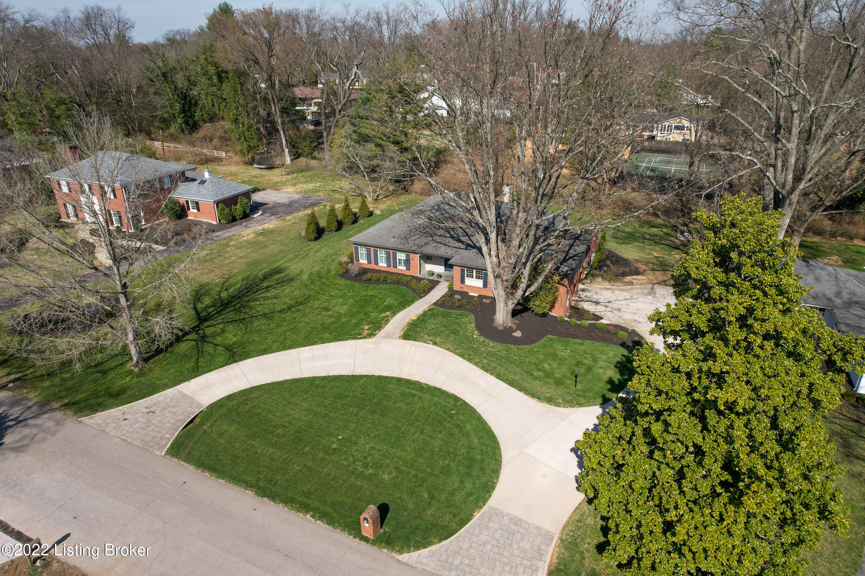 6211 Glen Hill Rd