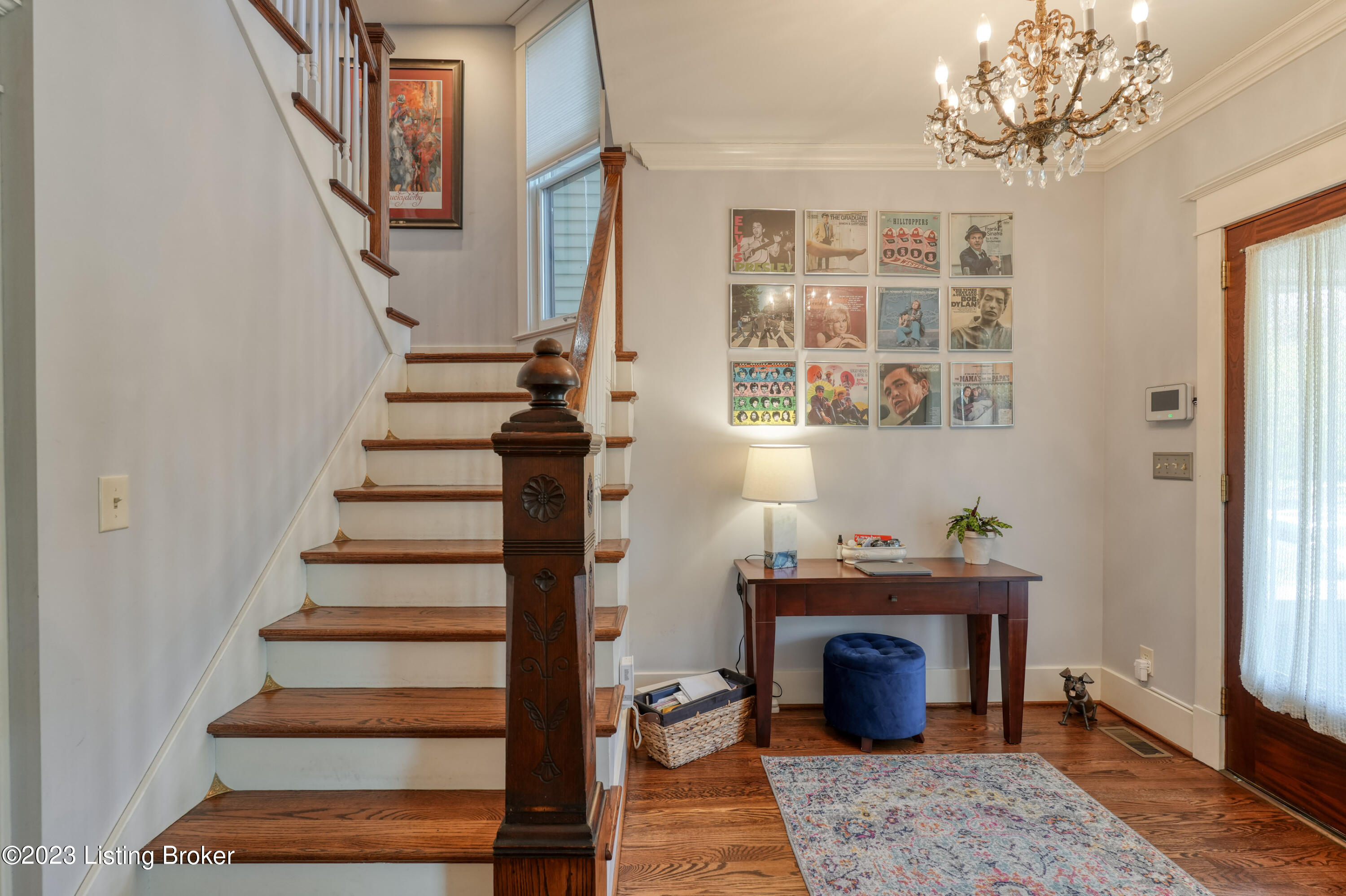1129 Everett Ave