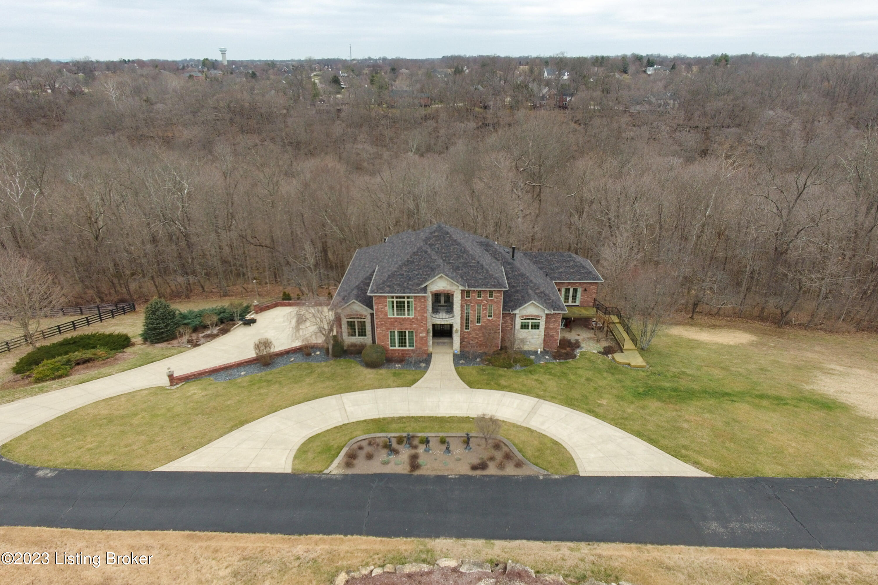 10061 Harrods Creek Dr