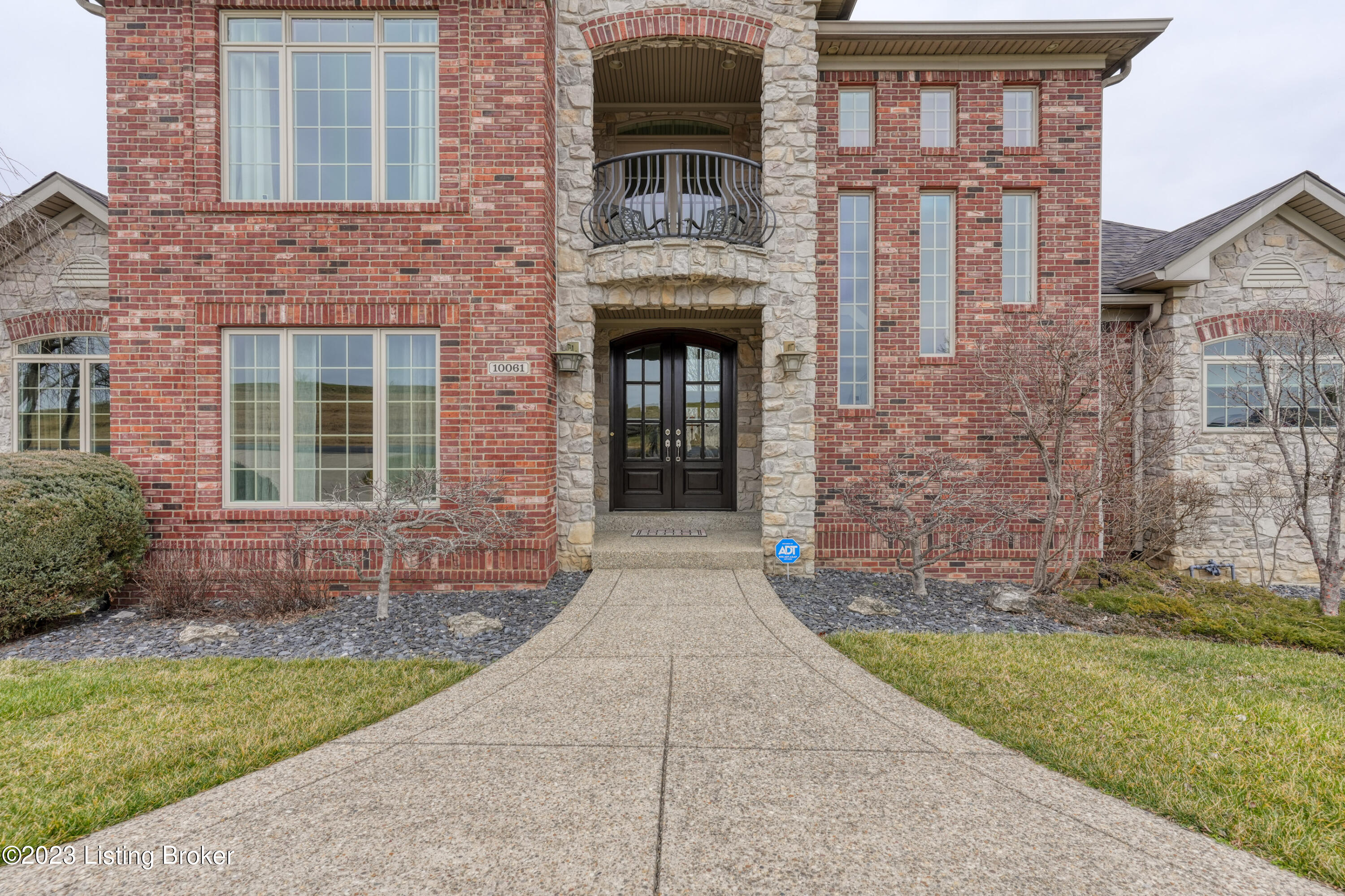 10061 Harrods Creek Dr