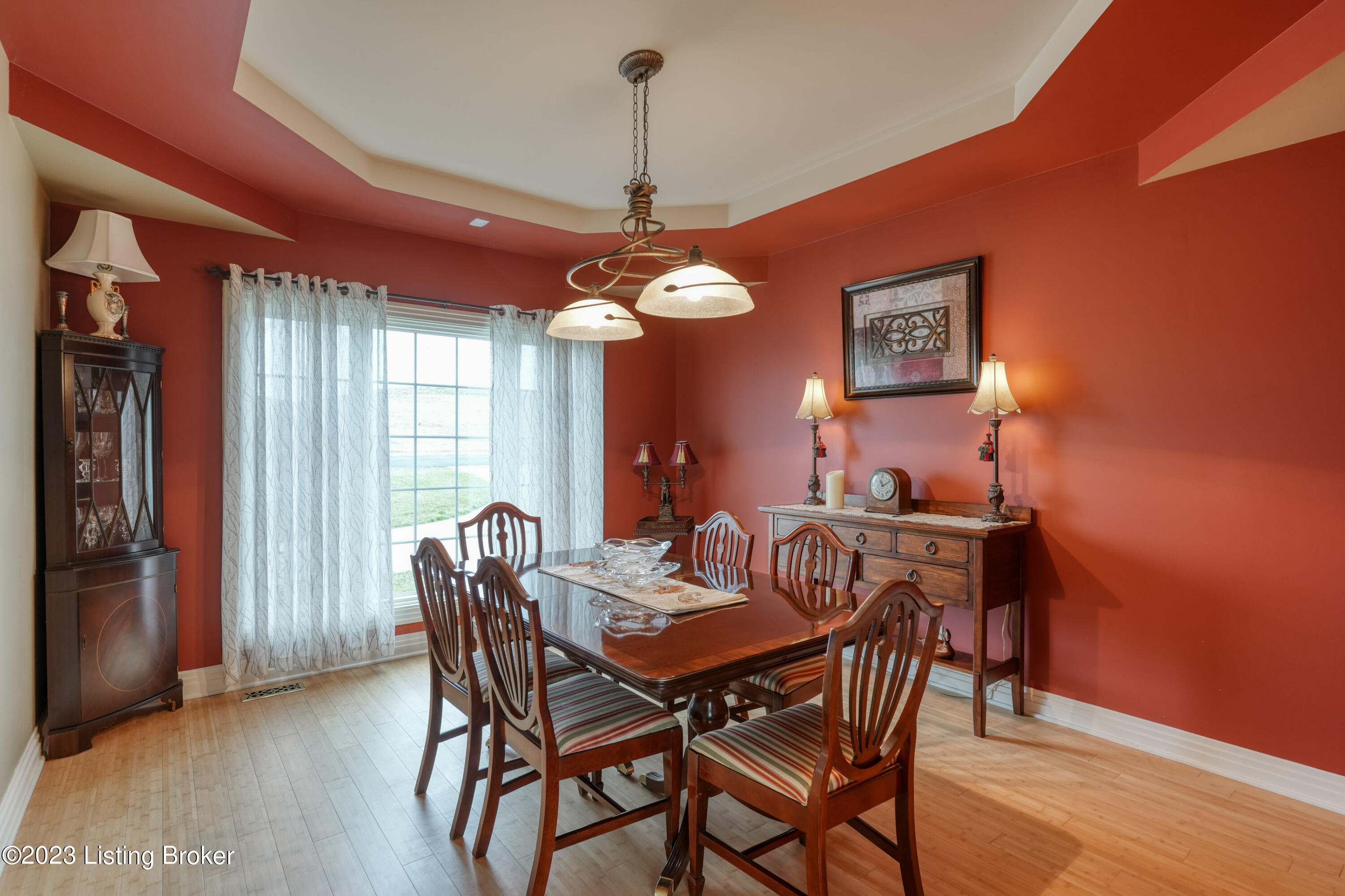 10061 Harrods Creek Dr